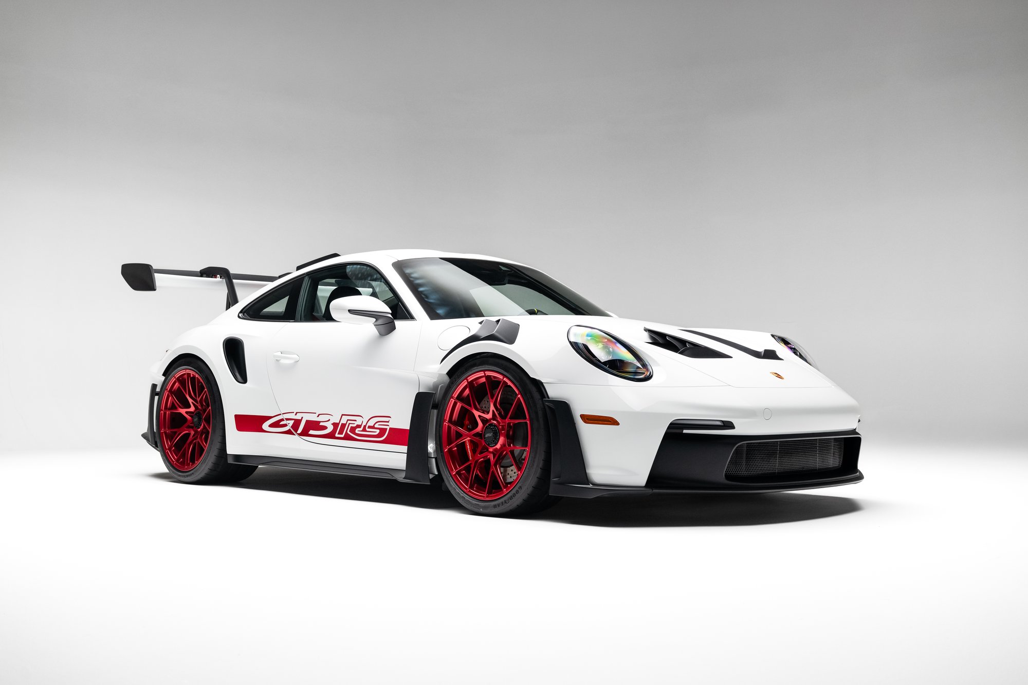 406-Mile 2023 Porsche 911 GT3 RS Sells for $367,786 on Bring a Trailer