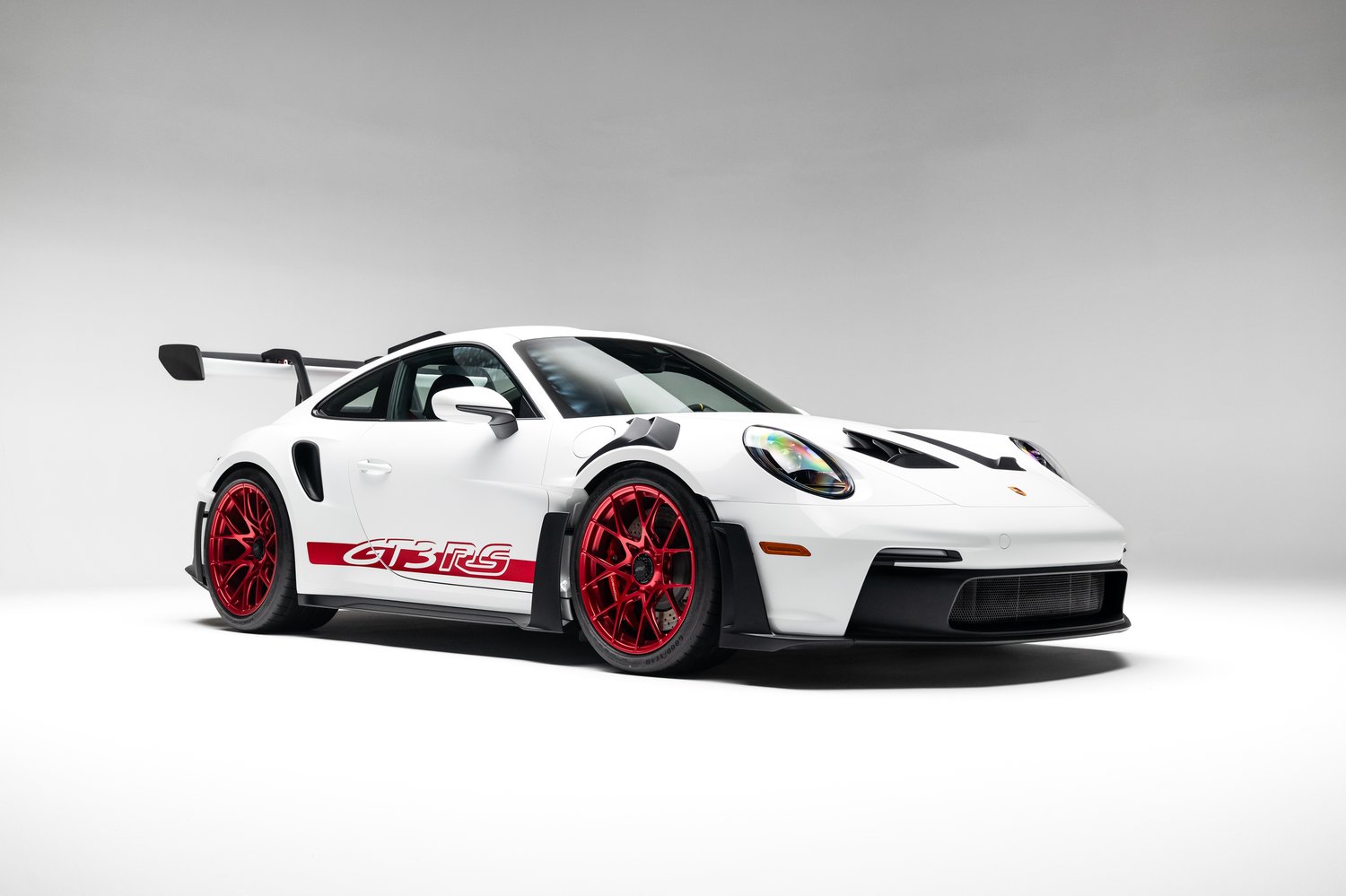 406-Mile 2023 Porsche 911 GT3 RS Sells for $367,786 on Bring a Trailer