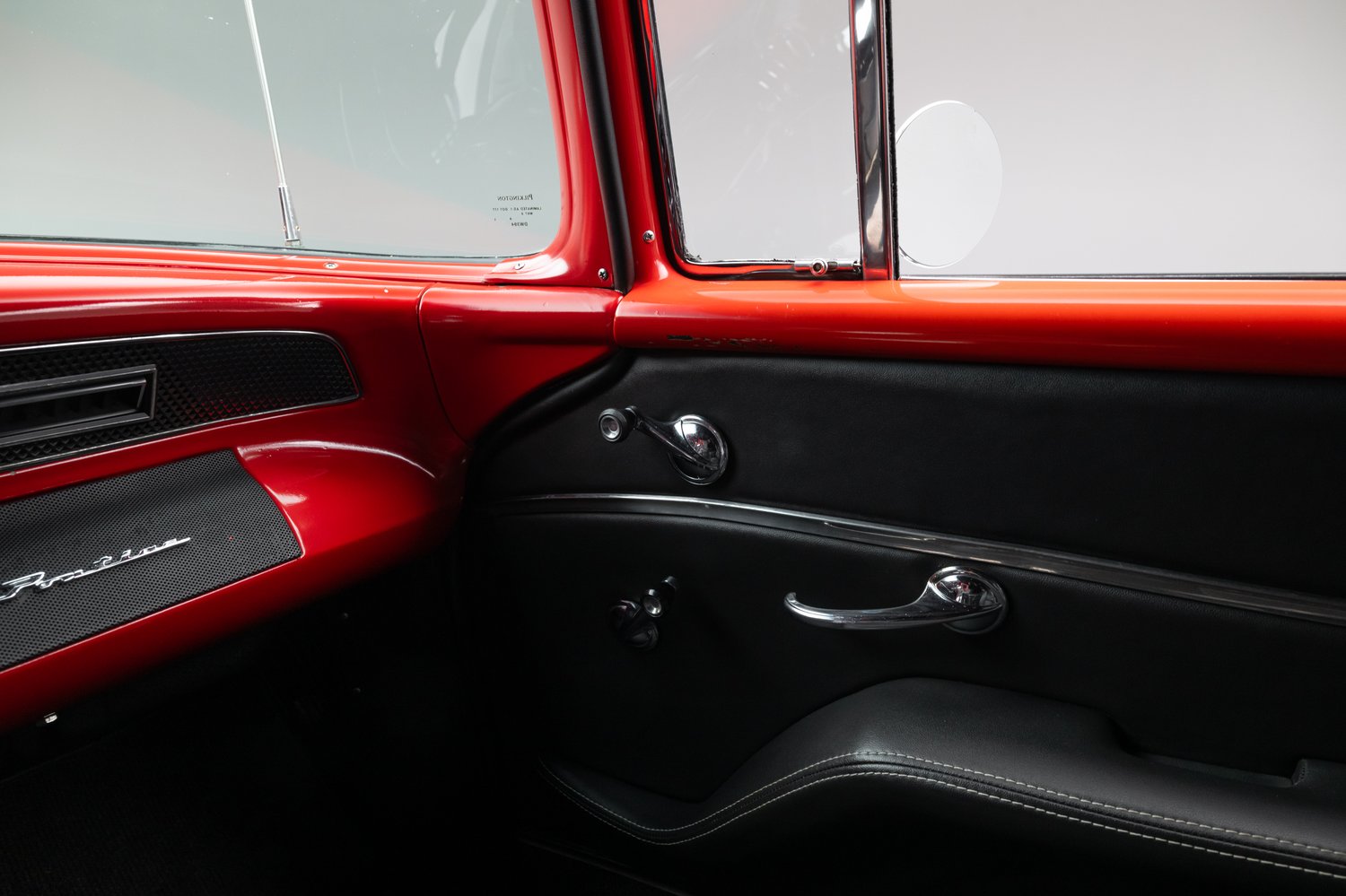 Restomod 1955 Pontiac Chieftain Sells for $35,550 on Bring a Trailer