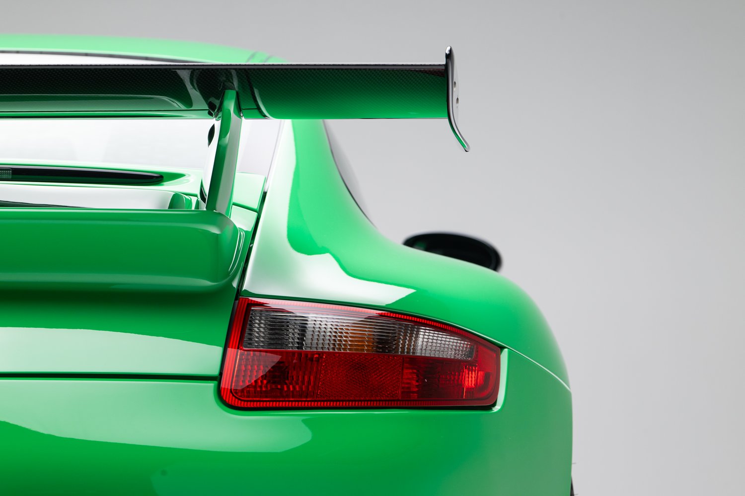 Time Capsule Porsche GT3 RS Achieves Record $498,000 Sale