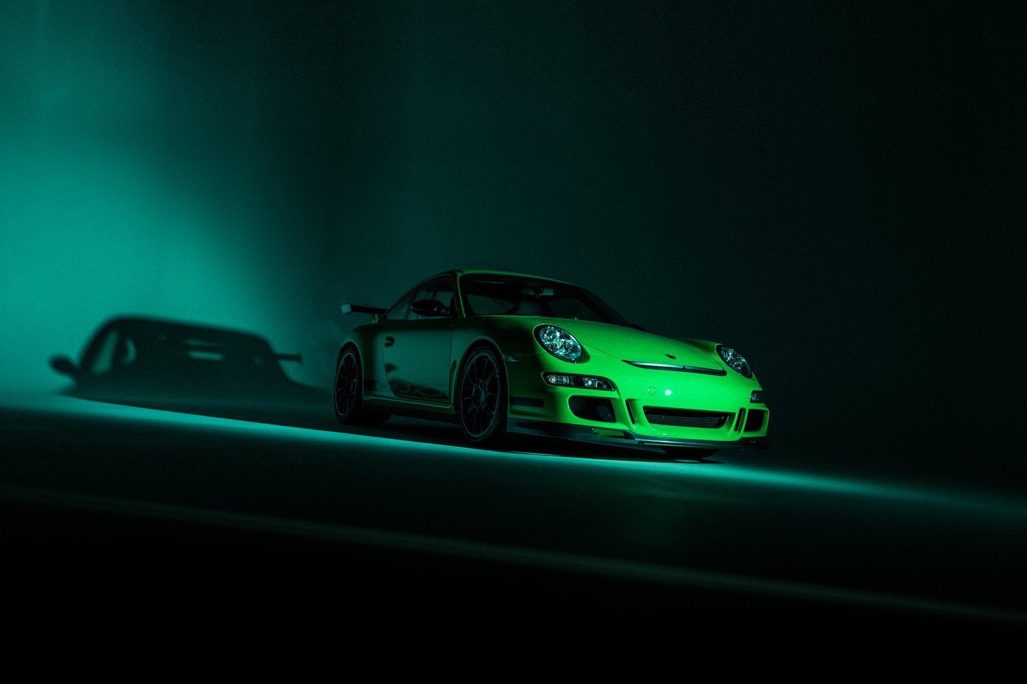 Time Capsule Porsche GT3 RS Achieves Record $498,000 Sale