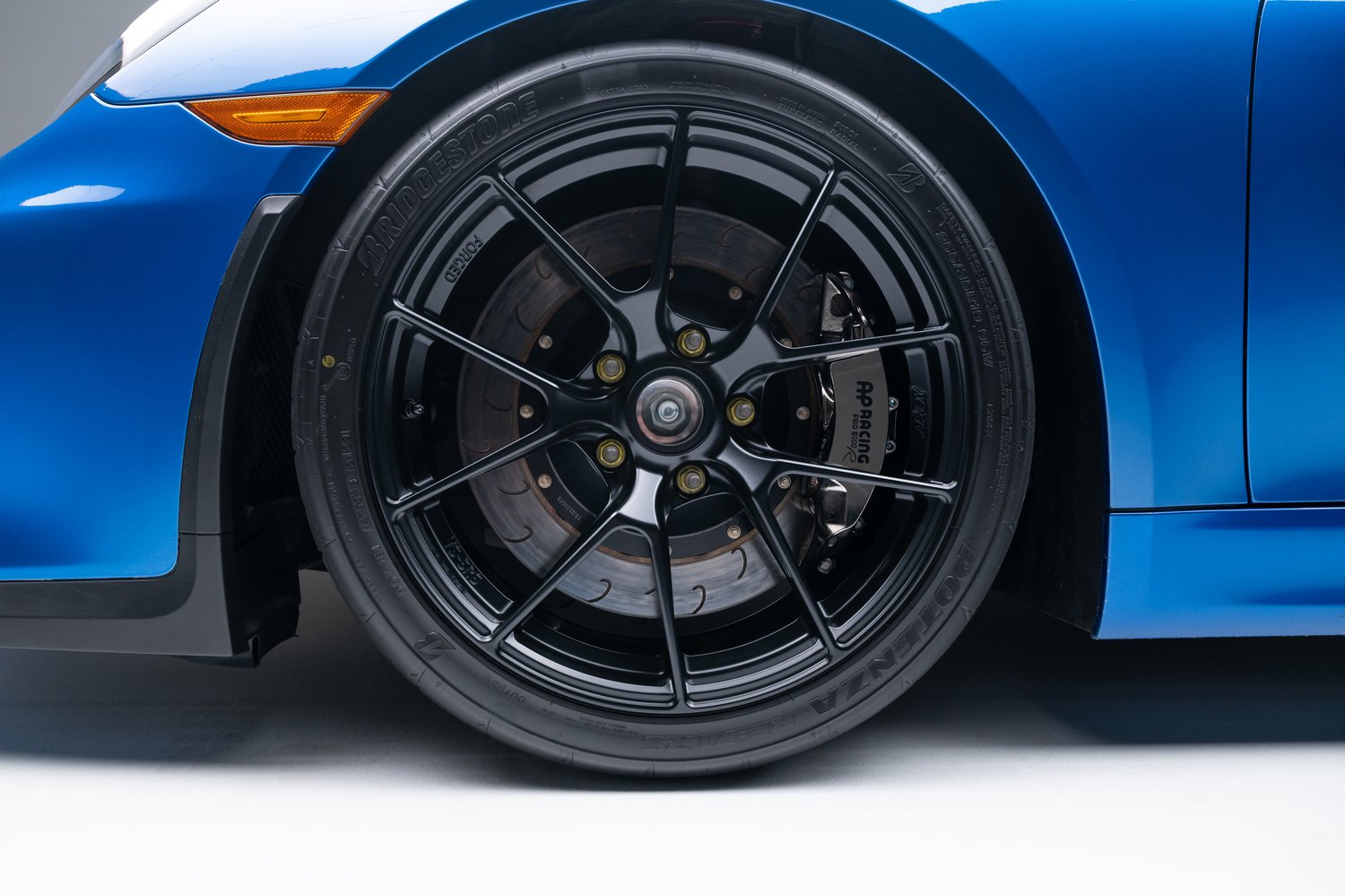 2016 Porsche Cayman GT4