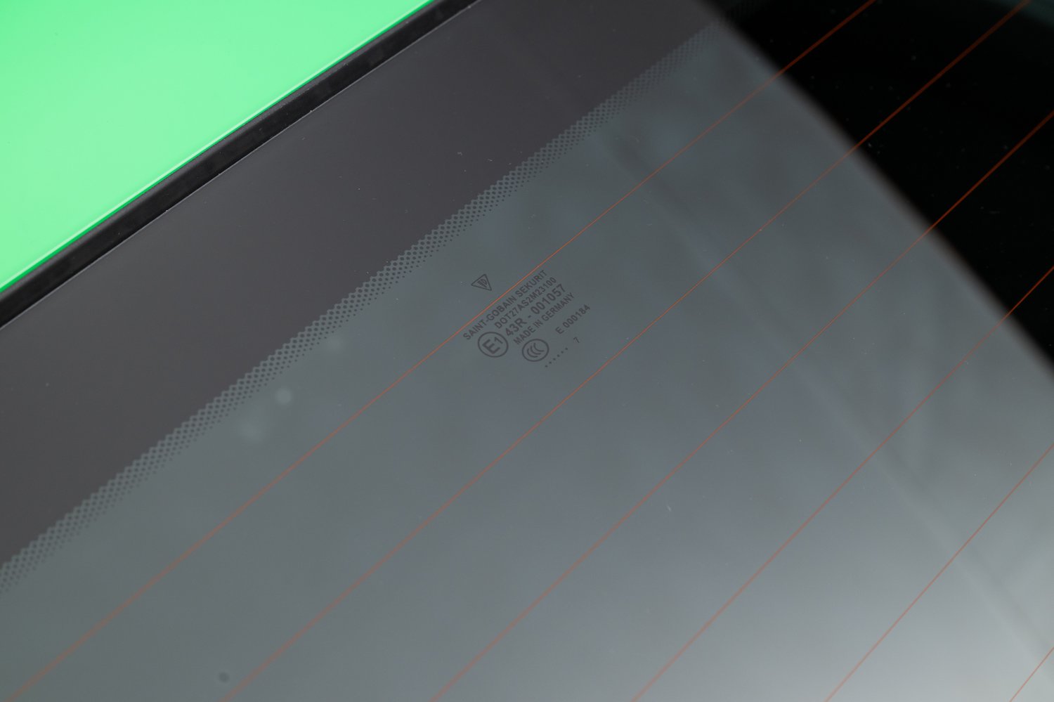 Time Capsule Porsche GT3 RS Achieves Record $498,000 Sale