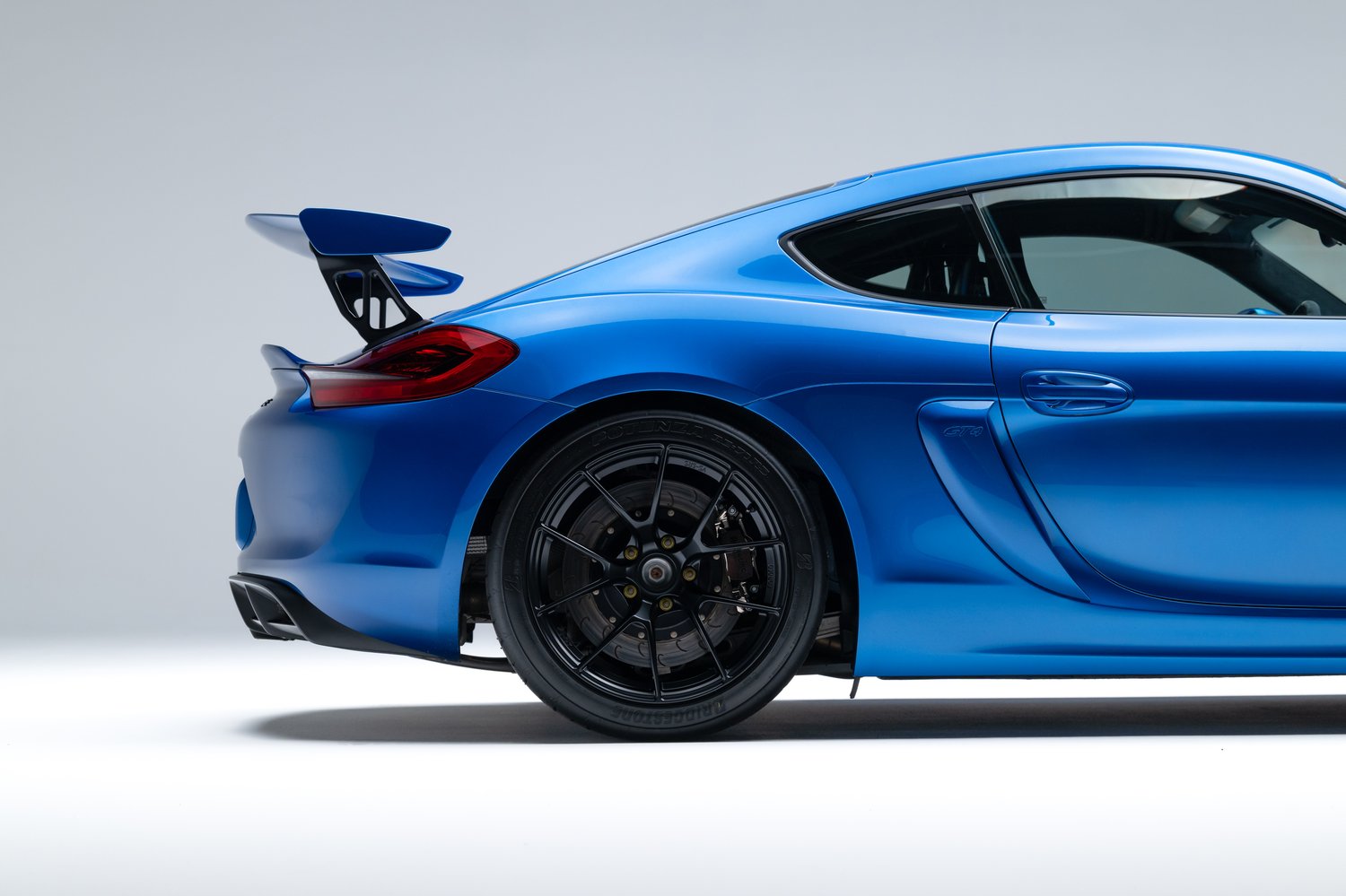 2016 Porsche Cayman GT4
