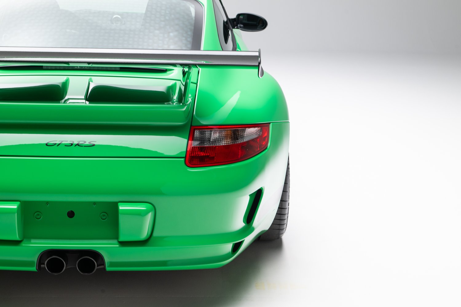 Time Capsule Porsche GT3 RS Achieves Record $498,000 Sale