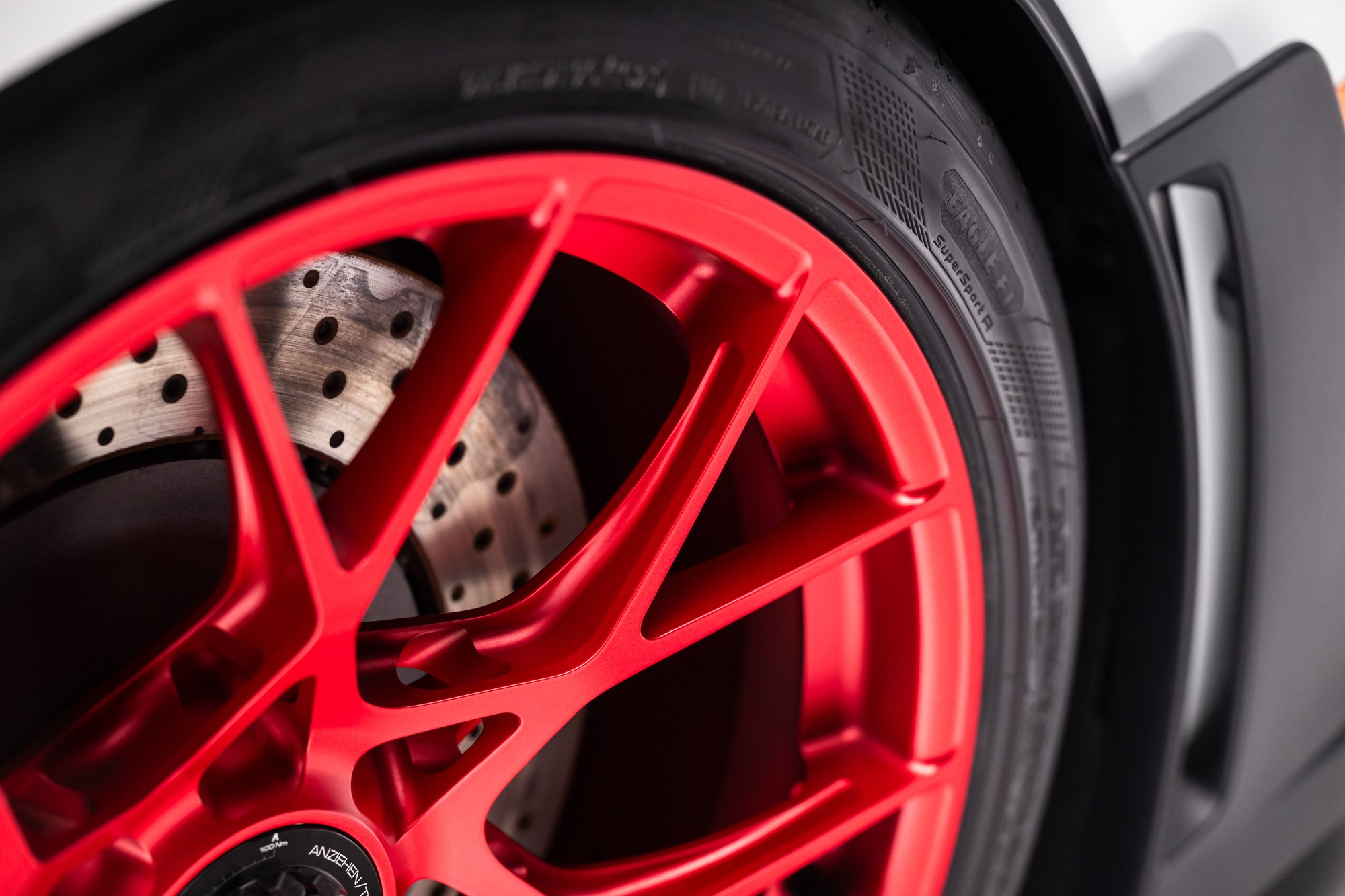406-Mile 2023 Porsche 911 GT3 RS Sells for $367,786 on Bring a Trailer
