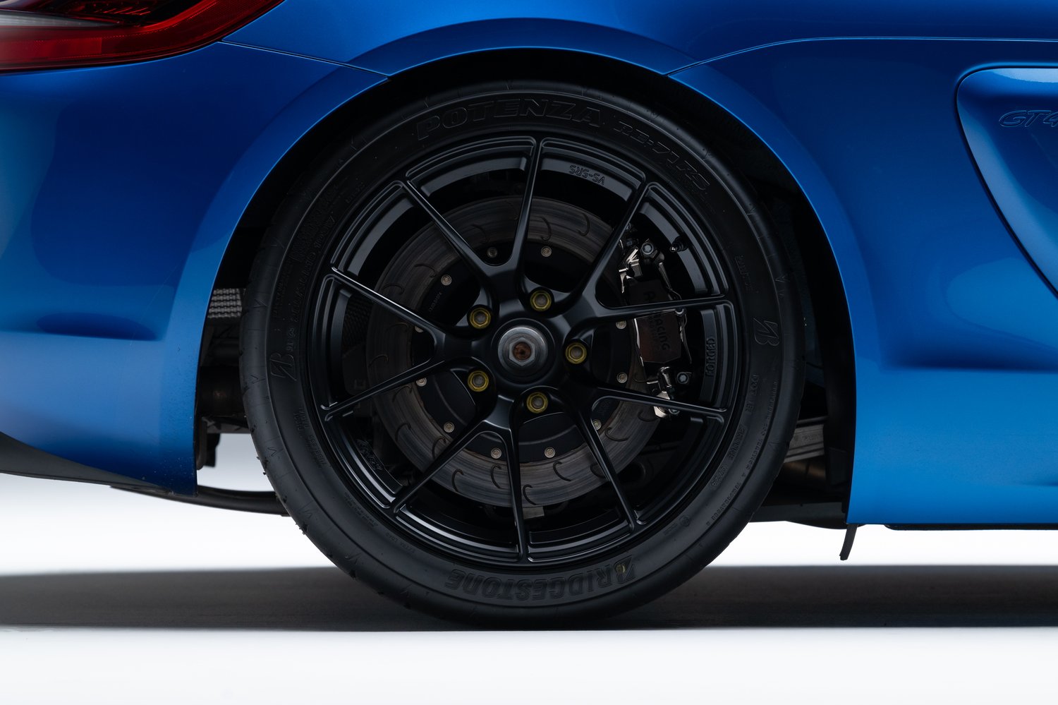 2016 Porsche Cayman GT4