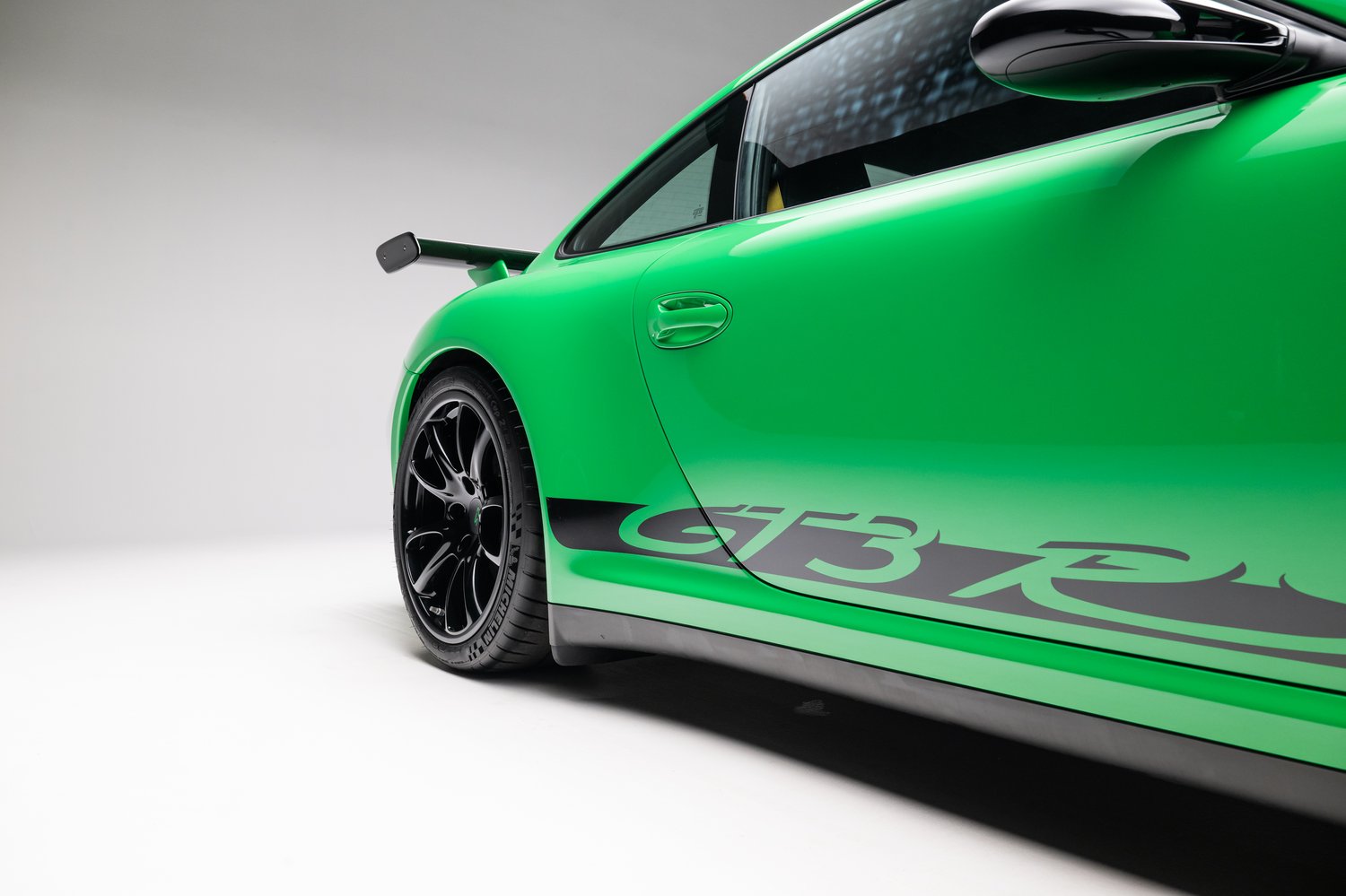 Time Capsule Porsche GT3 RS Achieves Record $498,000 Sale