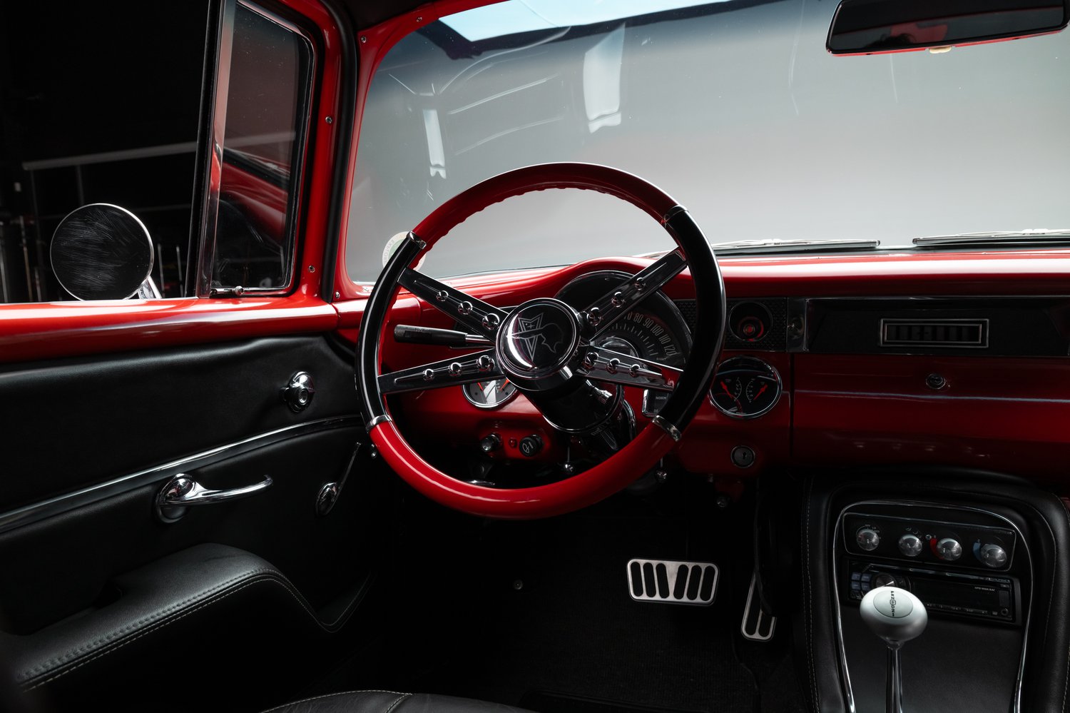 Restomod 1955 Pontiac Chieftain Sells for $35,550 on Bring a Trailer