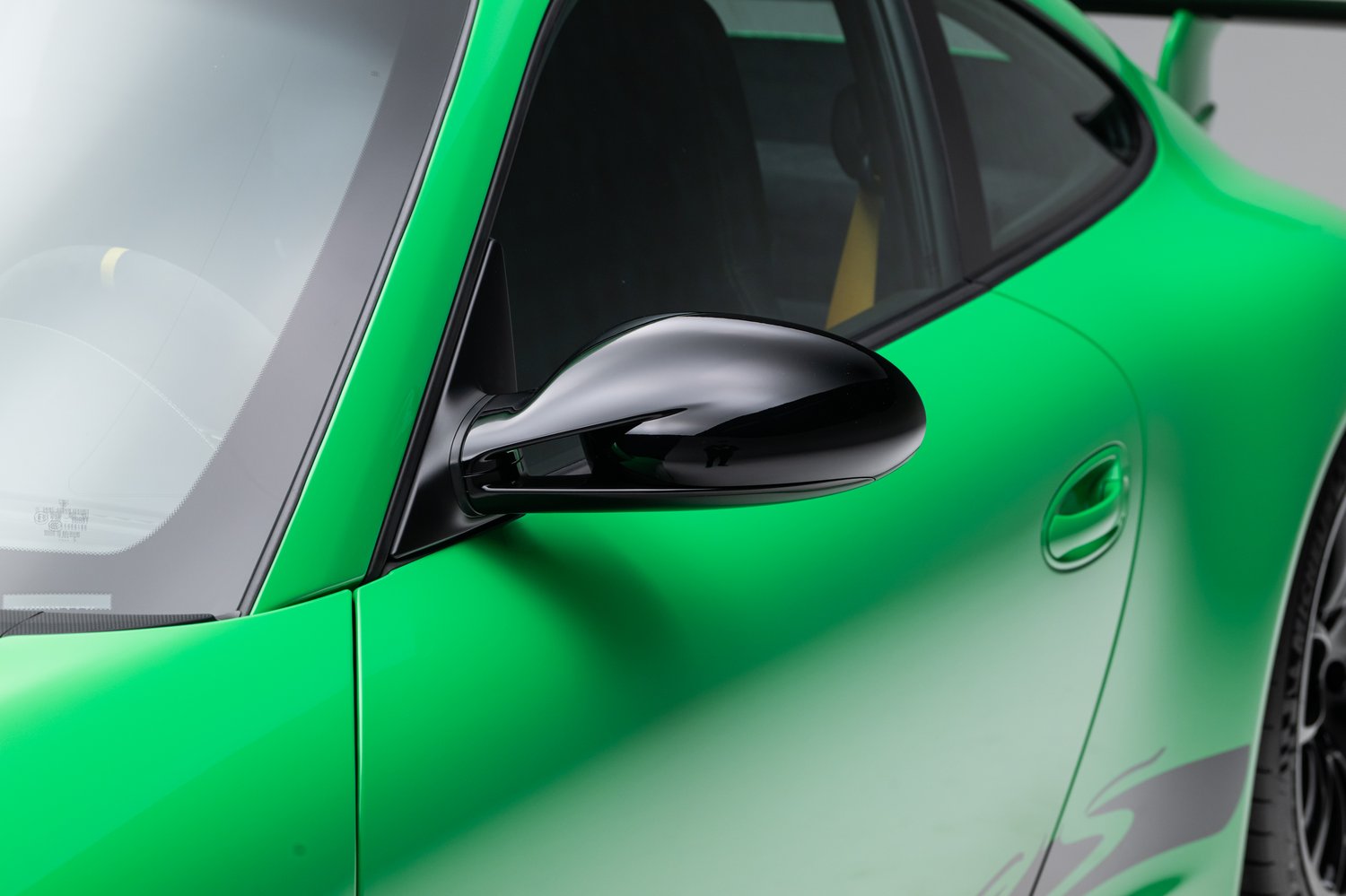 Time Capsule Porsche GT3 RS Achieves Record $498,000 Sale