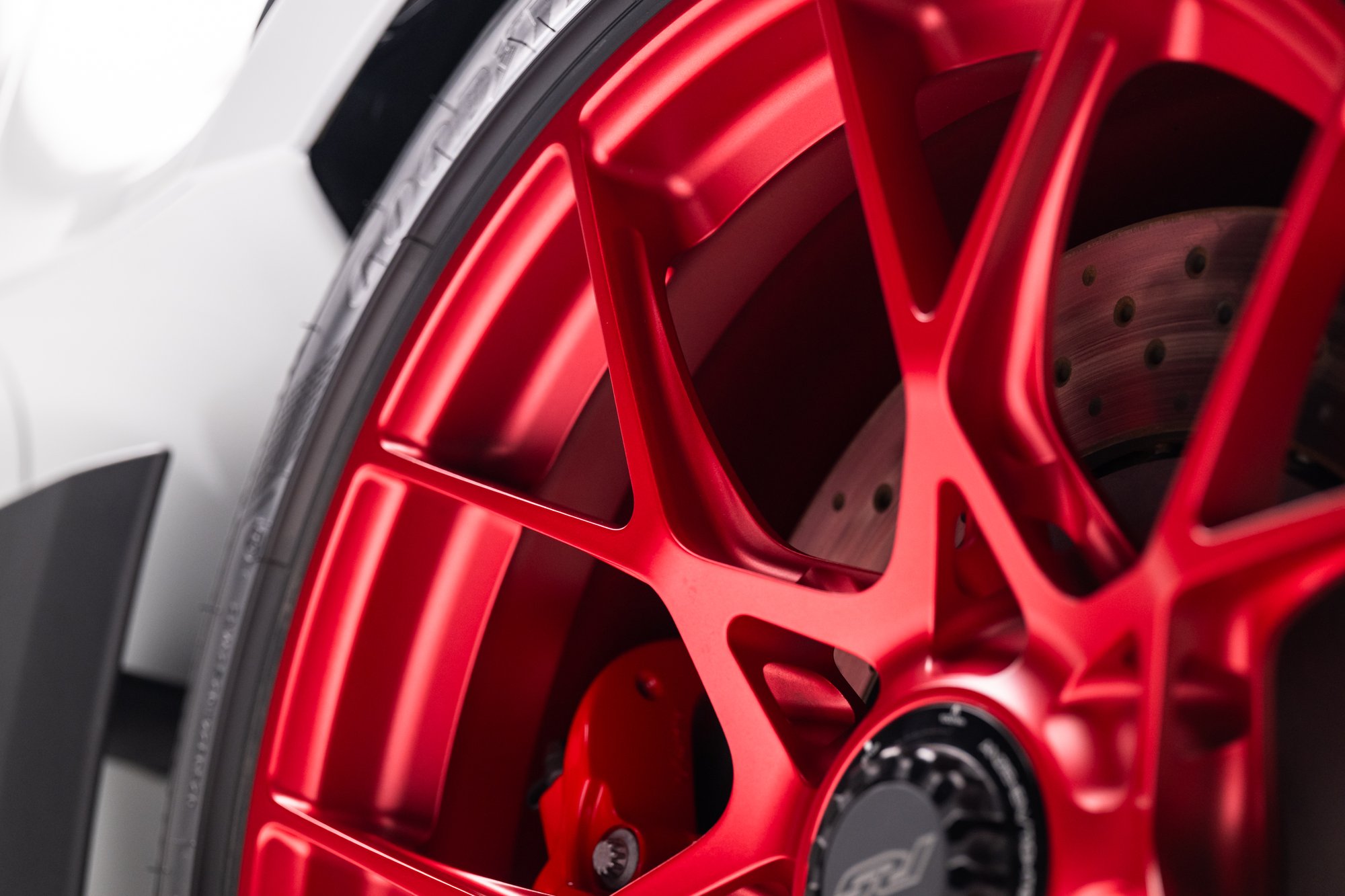 406-Mile 2023 Porsche 911 GT3 RS Sells for $367,786 on Bring a Trailer
