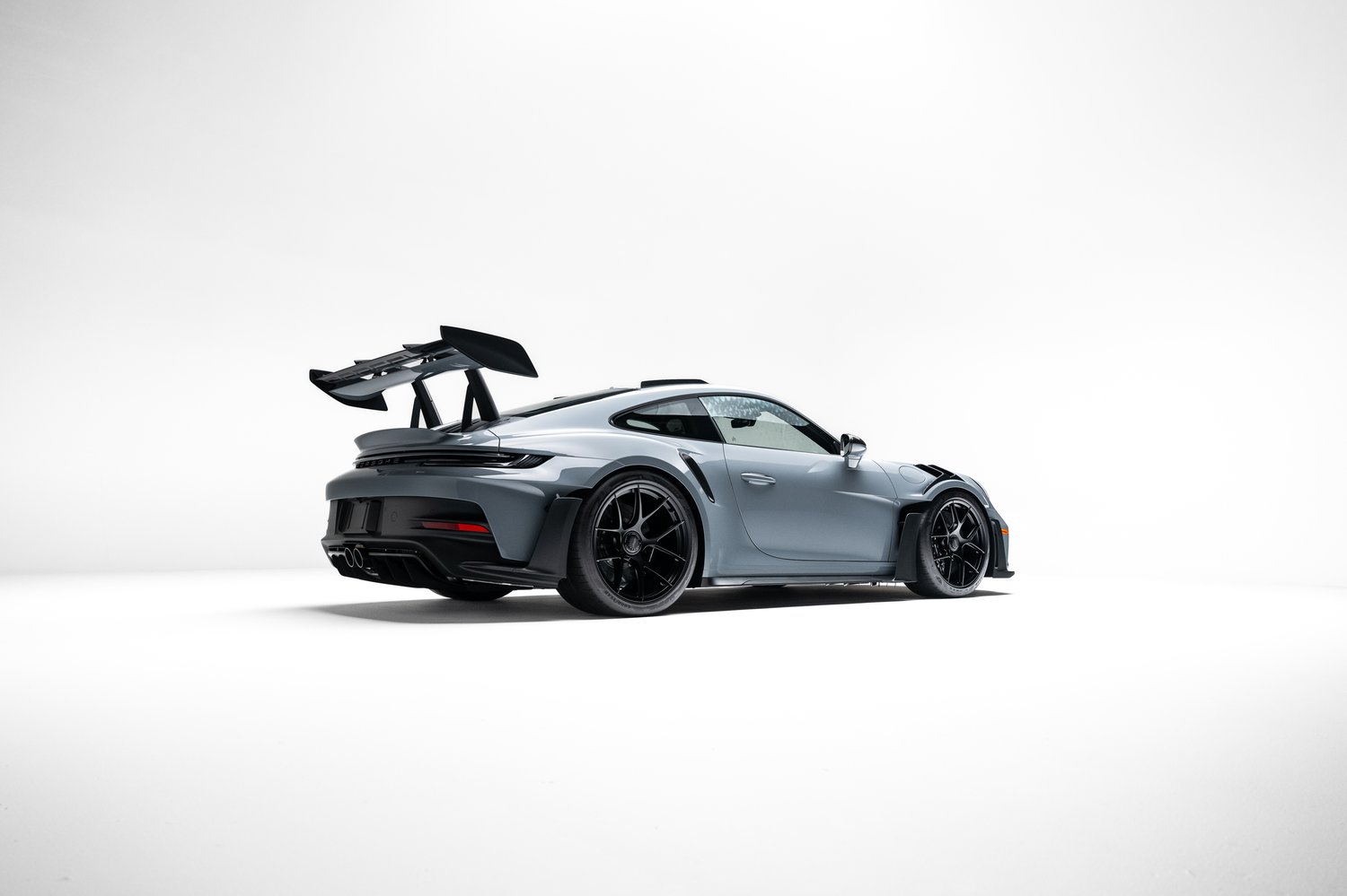 2025 Porsche 911 GT3 RS Weissach Sells On BaT for $422,000