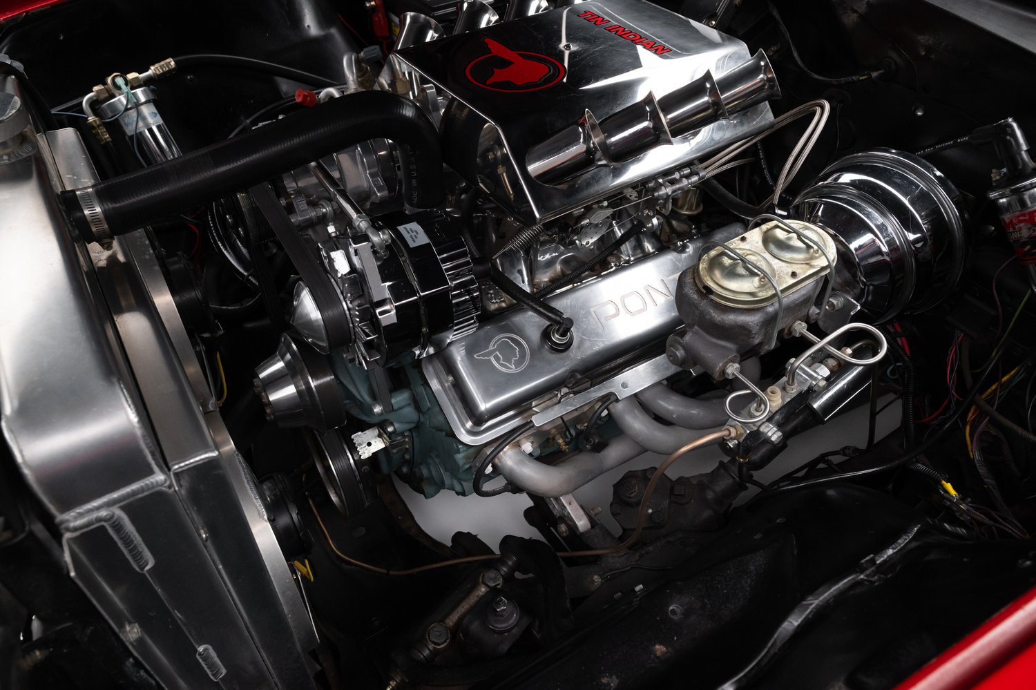 Restomod 1955 Pontiac Chieftain Sells for $35,550 on Bring a Trailer