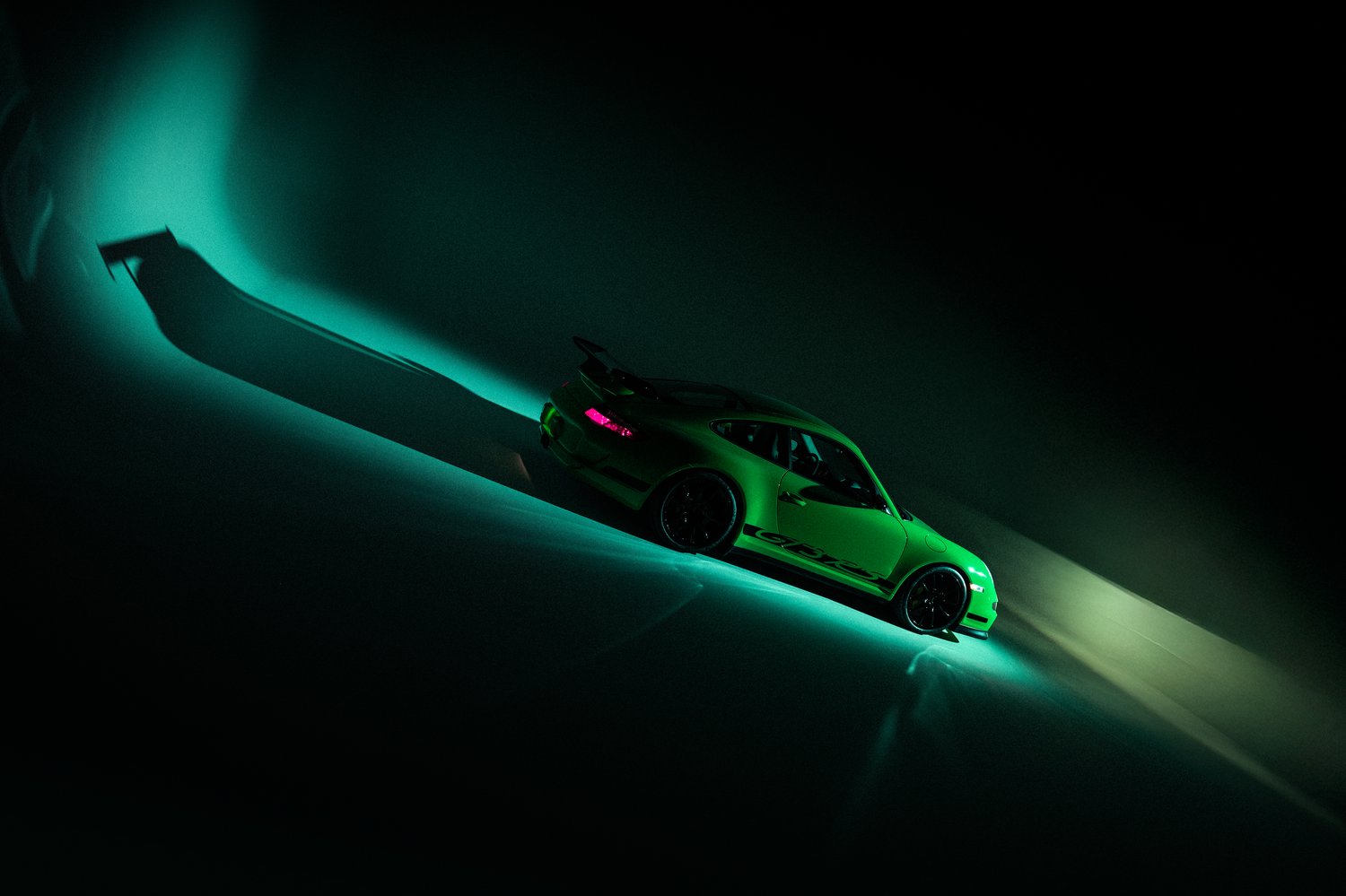 Time Capsule Porsche GT3 RS Achieves Record $498,000 Sale