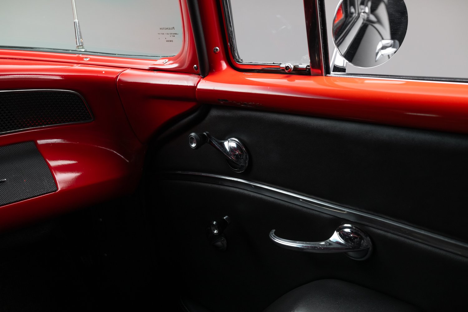 Restomod 1955 Pontiac Chieftain Sells for $35,550 on Bring a Trailer