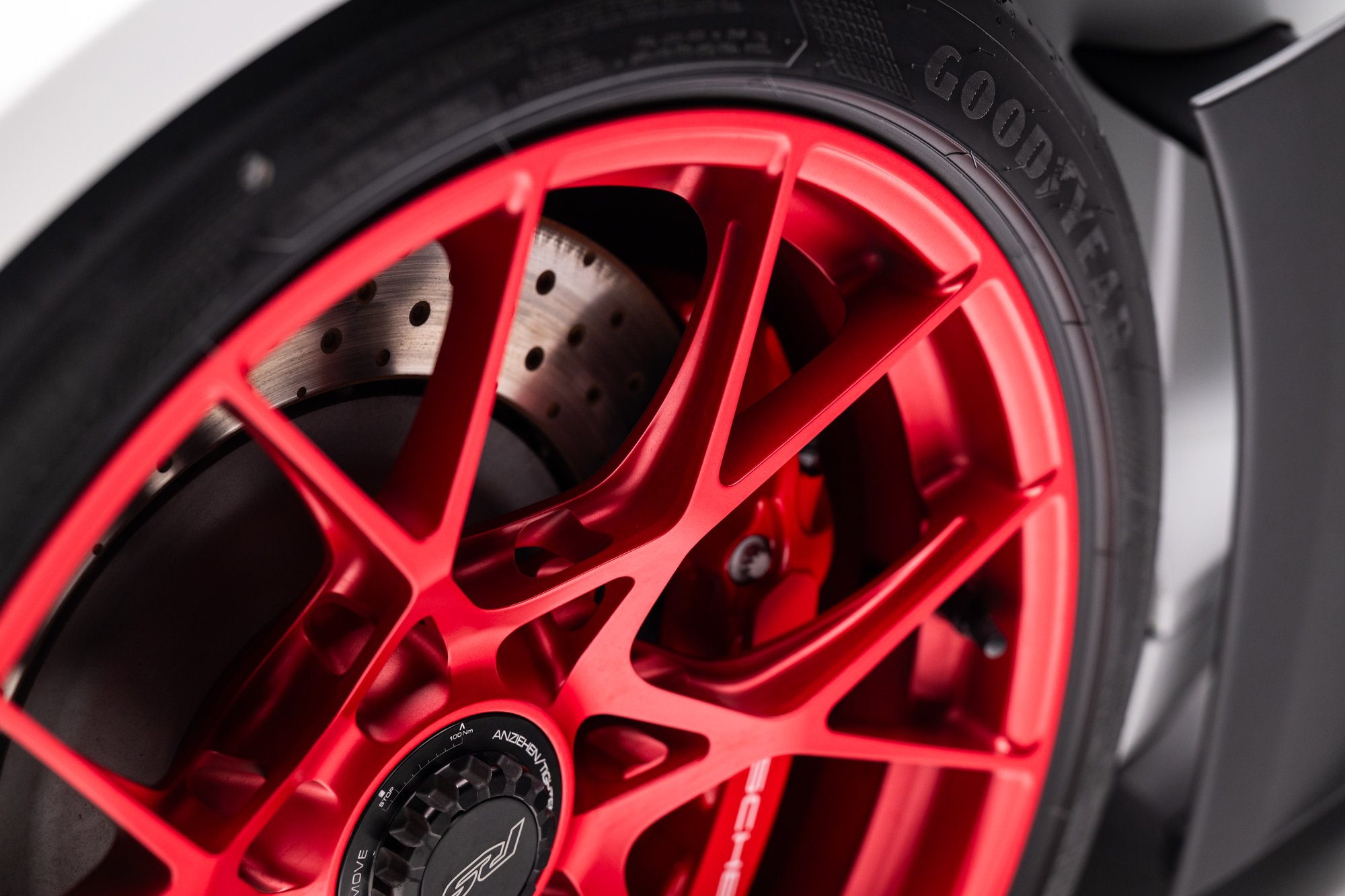 406-Mile 2023 Porsche 911 GT3 RS Sells for $367,786 on Bring a Trailer