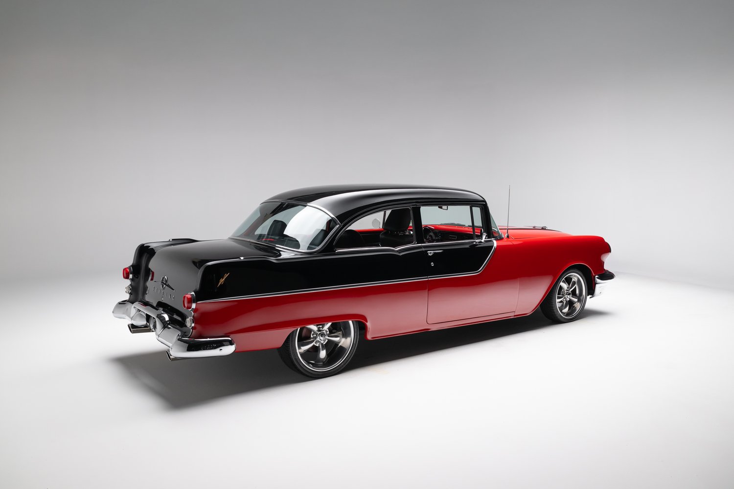 Restomod 1955 Pontiac Chieftain Sells for $35,550 on Bring a Trailer