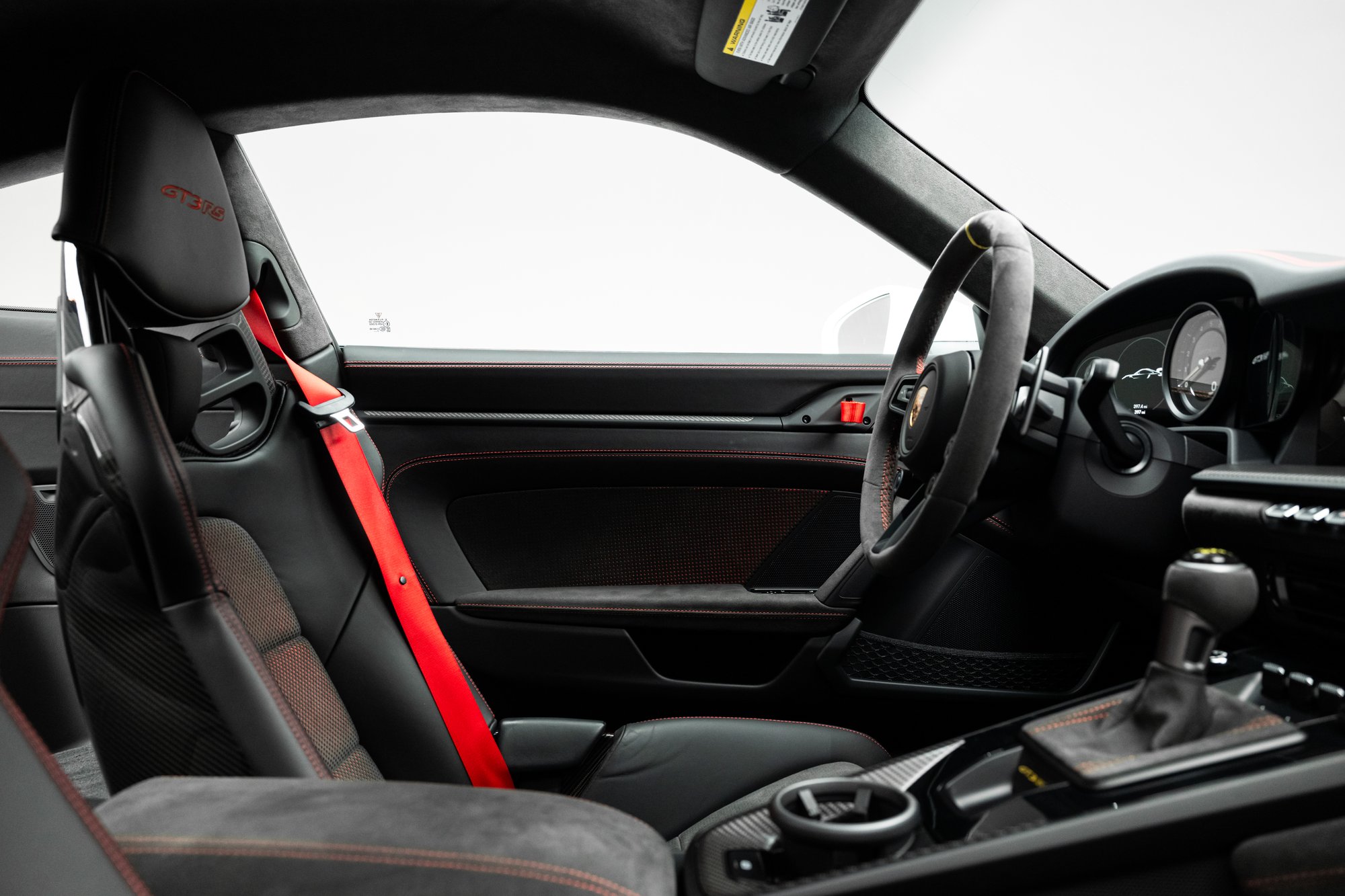 406-Mile 2023 Porsche 911 GT3 RS Sells for $367,786 on Bring a Trailer