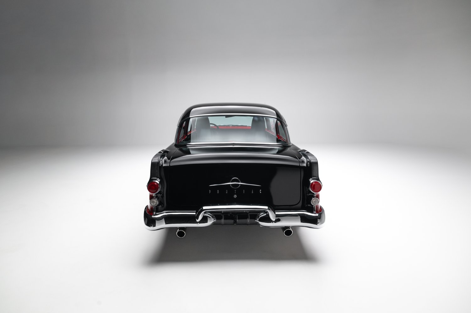 Restomod 1955 Pontiac Chieftain Sells for $35,550 on Bring a Trailer