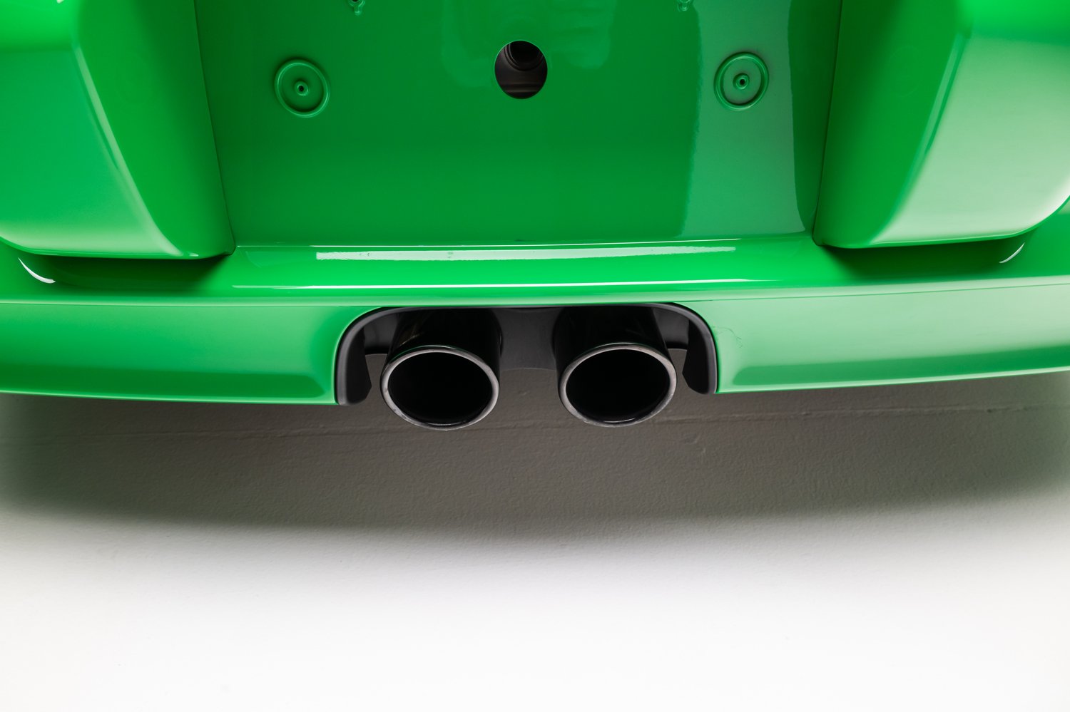 Time Capsule Porsche GT3 RS Achieves Record $498,000 Sale