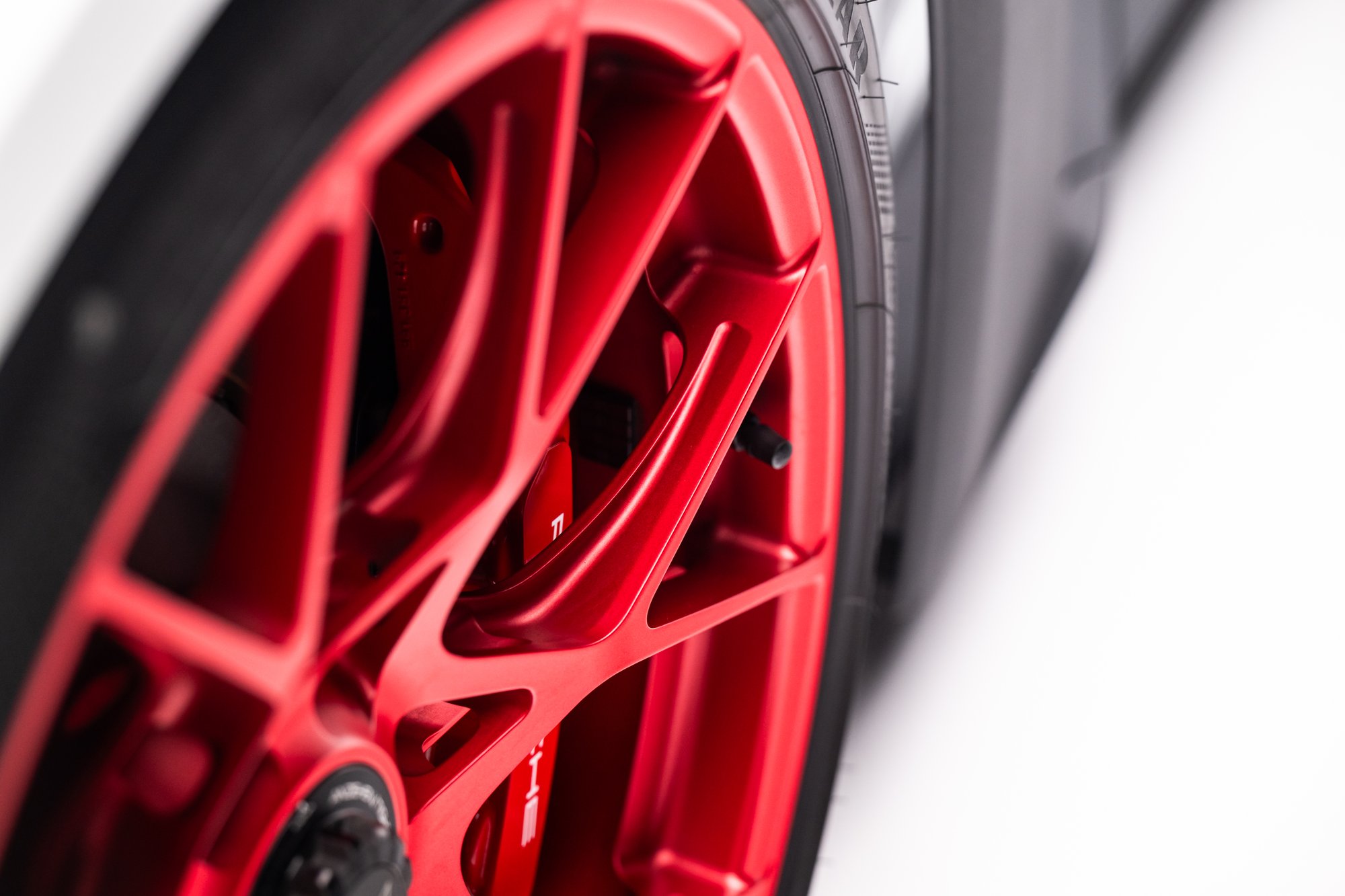 406-Mile 2023 Porsche 911 GT3 RS Sells for $367,786 on Bring a Trailer