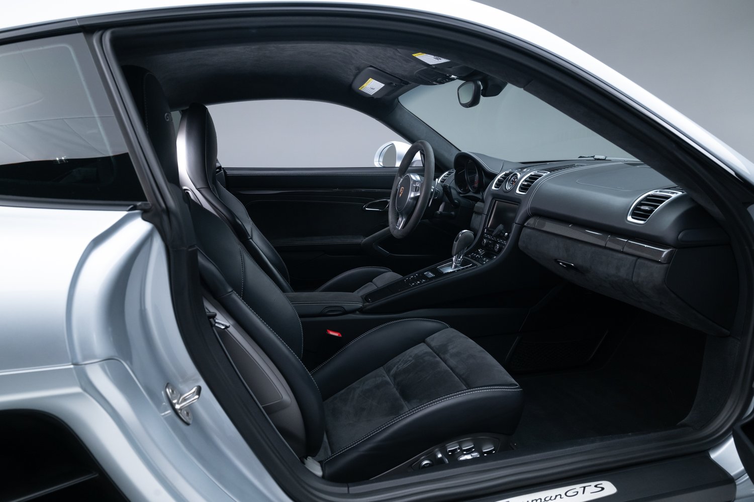 2015 Porsche Cayman GTS Sold on Bring a Trailer for $58,000