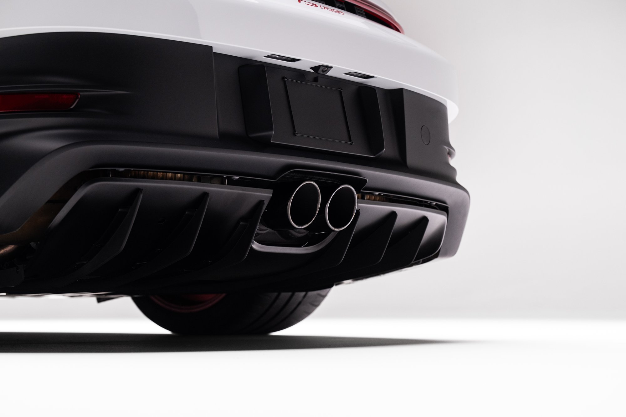 406-Mile 2023 Porsche 911 GT3 RS Sells for $367,786 on Bring a Trailer