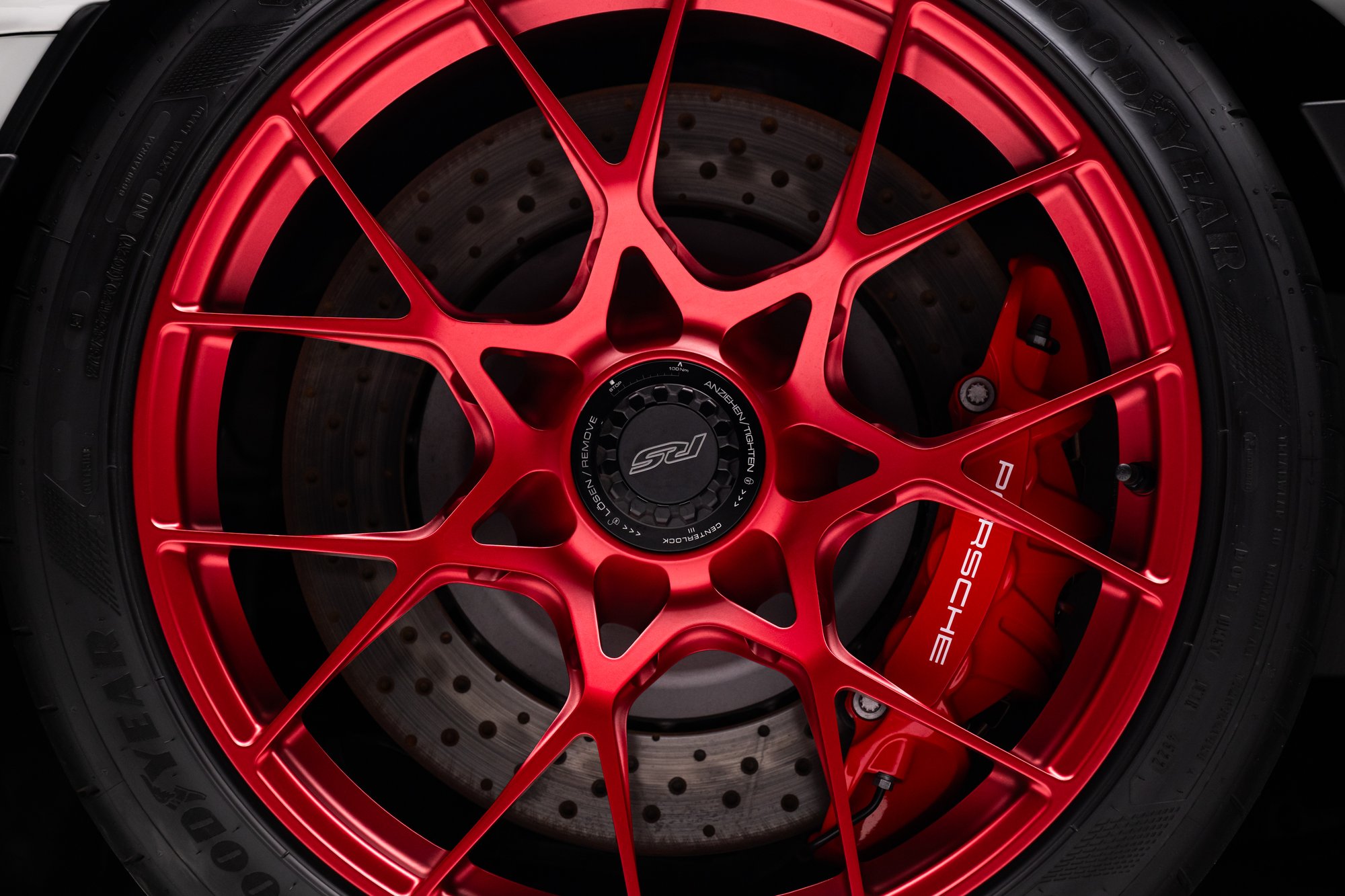 406-Mile 2023 Porsche 911 GT3 RS Sells for $367,786 on Bring a Trailer