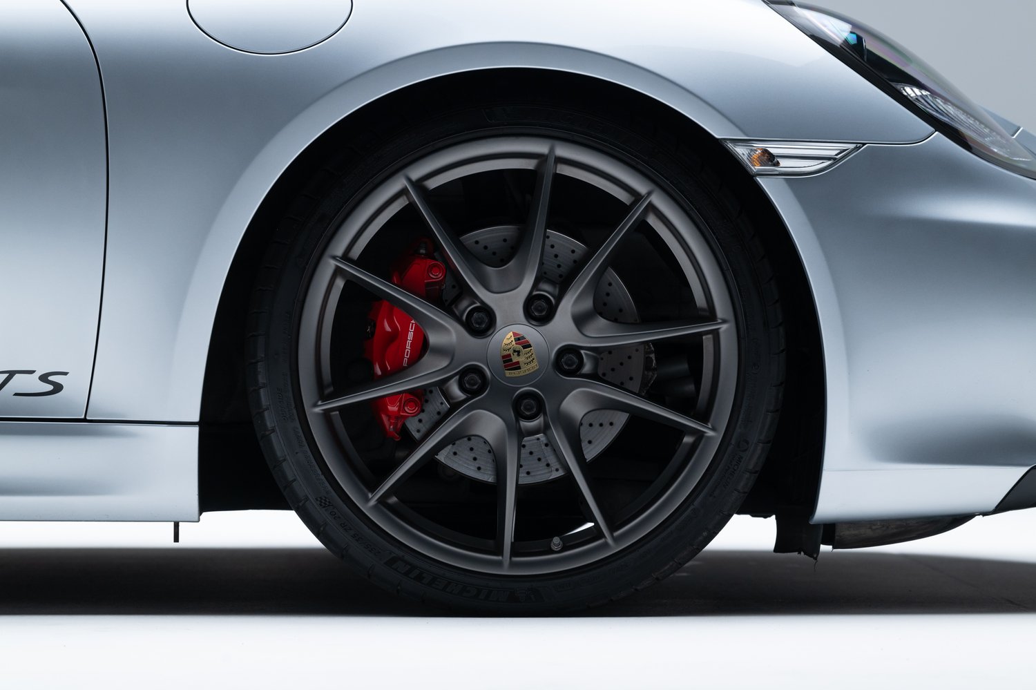 2015 Porsche Cayman GTS Sold on Bring a Trailer for $58,000