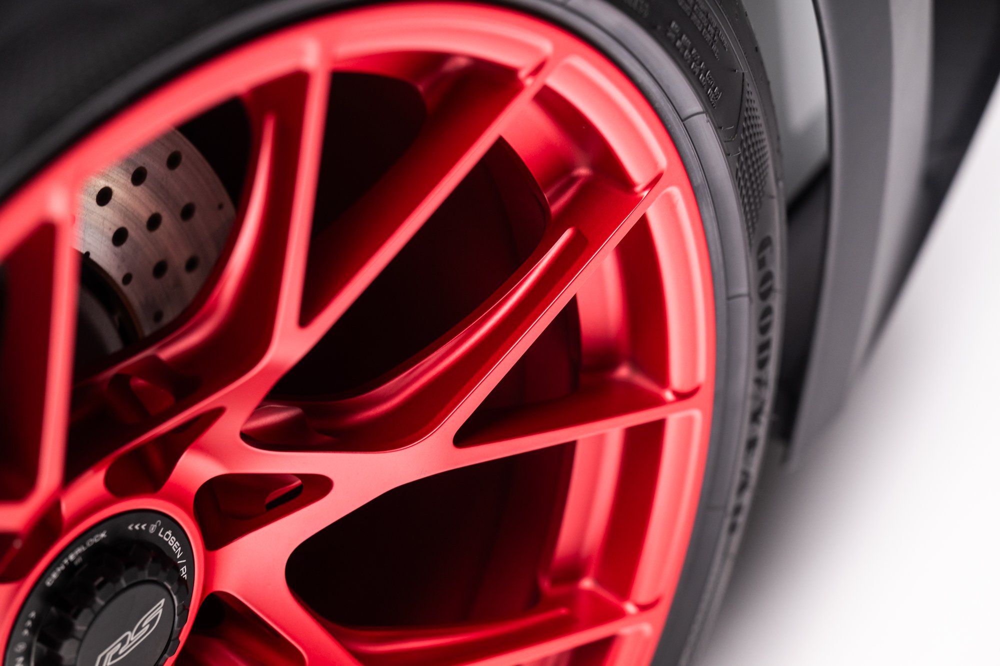 406-Mile 2023 Porsche 911 GT3 RS Sells for $367,786 on Bring a Trailer