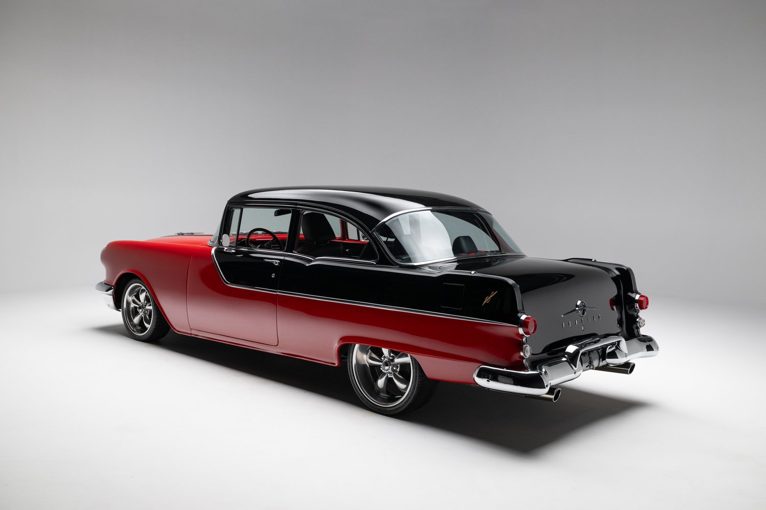 Restomod 1955 Pontiac Chieftain Sells for $35,550 on Bring a Trailer