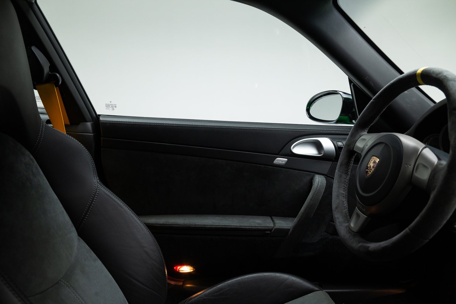 Time Capsule Porsche GT3 RS Achieves Record $498,000 Sale