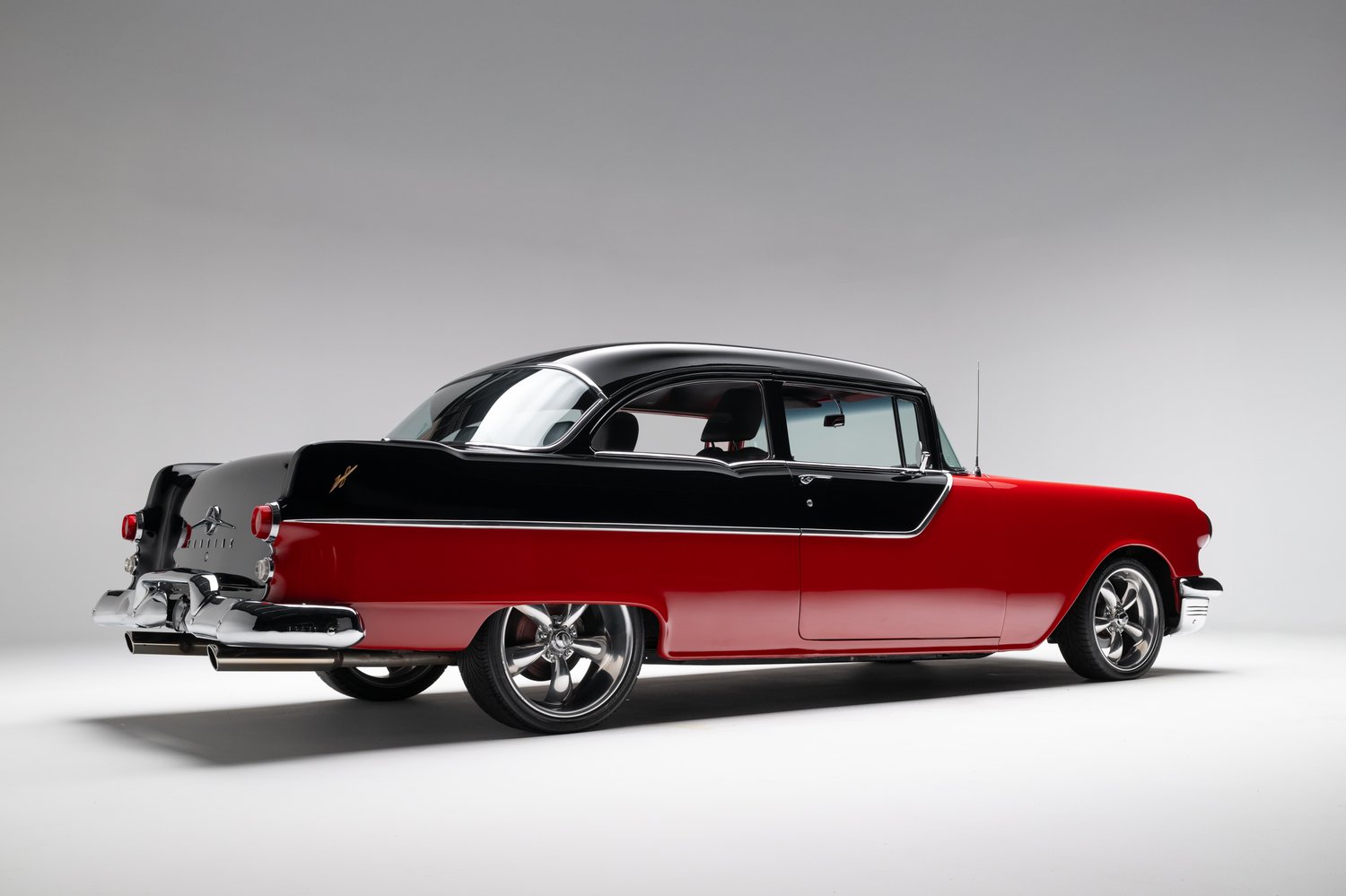 Restomod 1955 Pontiac Chieftain Sells for $35,550 on Bring a Trailer