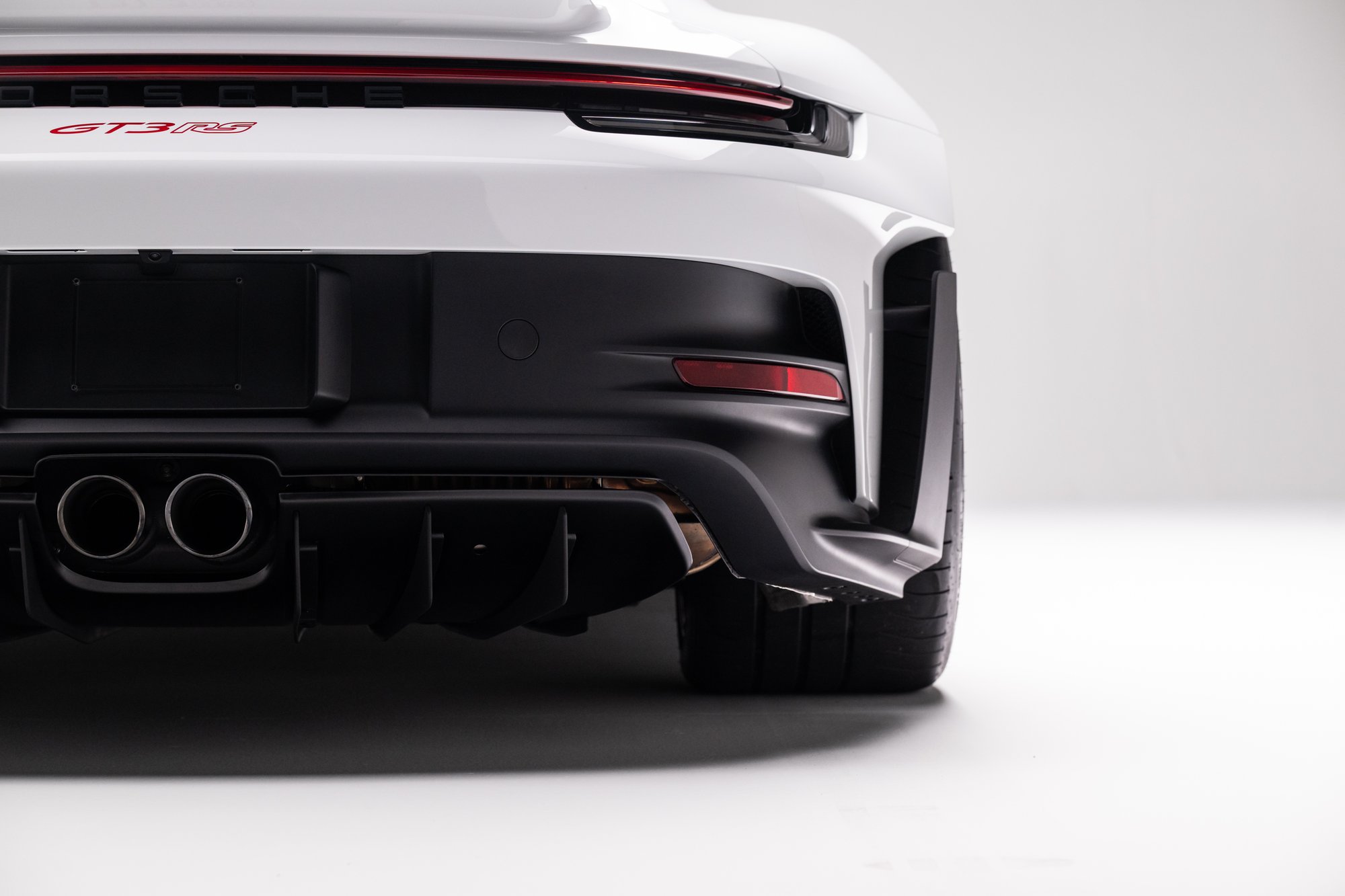406-Mile 2023 Porsche 911 GT3 RS Sells for $367,786 on Bring a Trailer