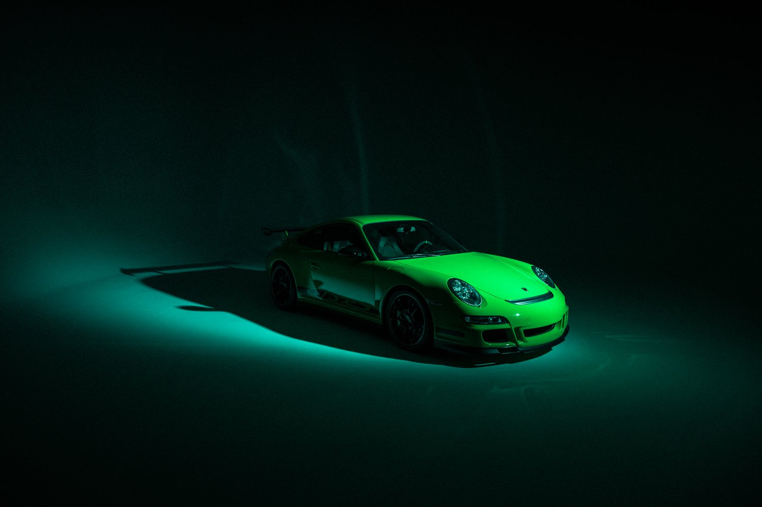 Time Capsule Porsche GT3 RS Achieves Record $498,000 Sale