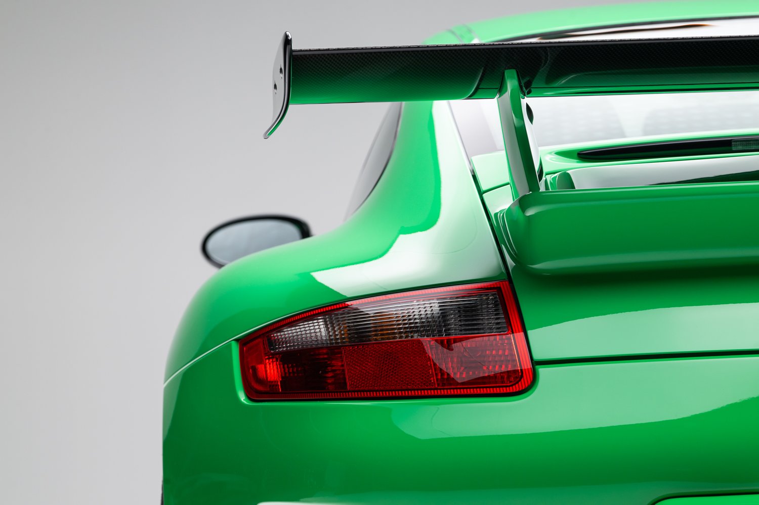 Time Capsule Porsche GT3 RS Achieves Record $498,000 Sale