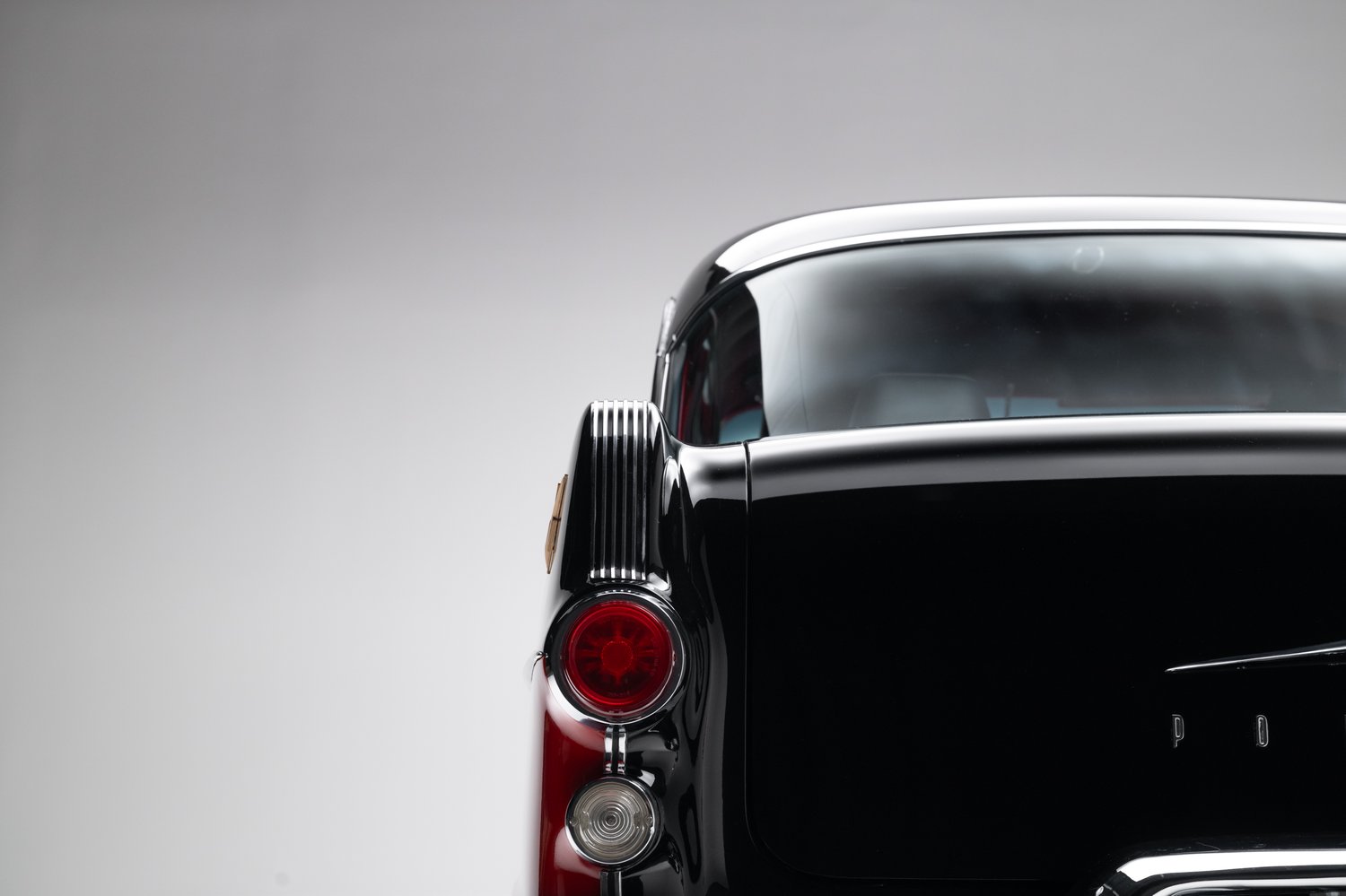 Restomod 1955 Pontiac Chieftain Sells for $35,550 on Bring a Trailer