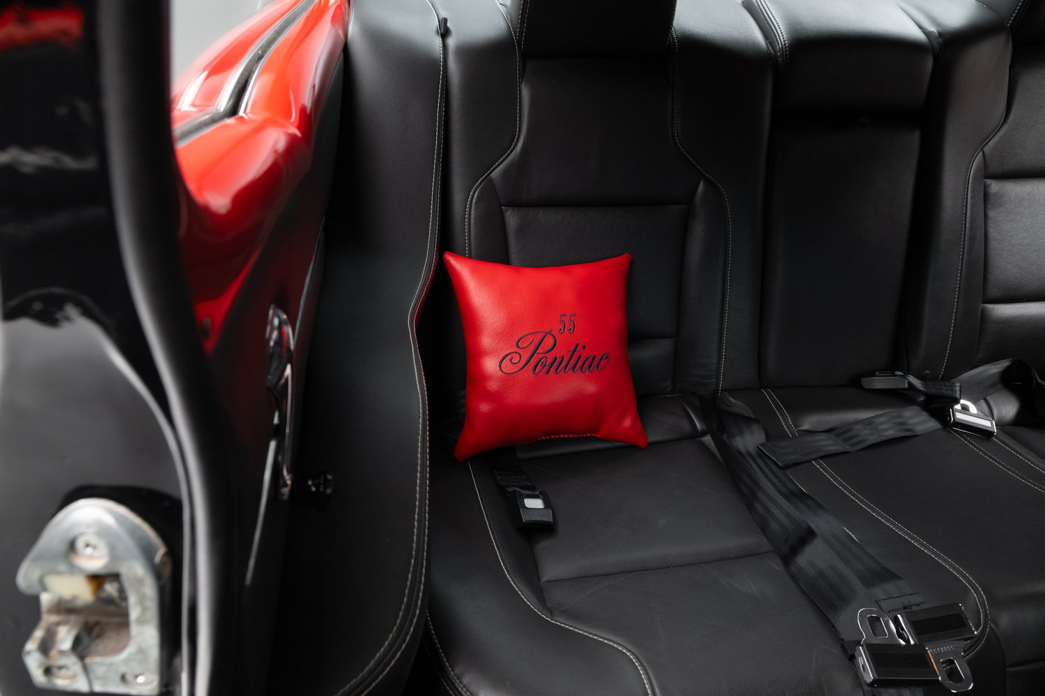 Restomod 1955 Pontiac Chieftain Sells for $35,550 on Bring a Trailer