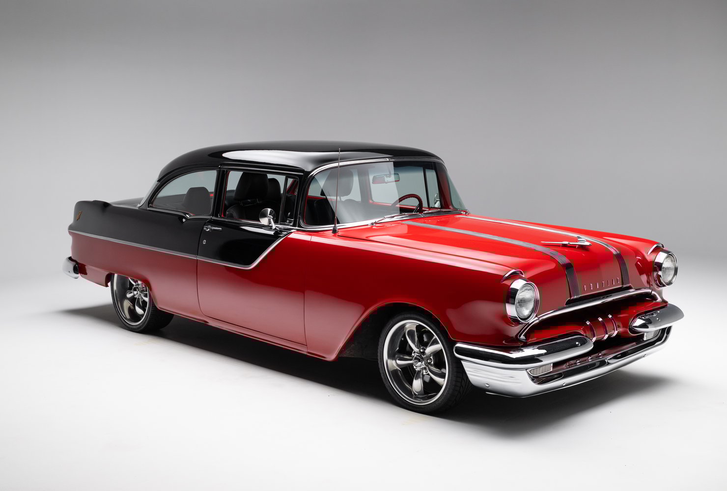 Restomod 1955 Pontiac Chieftain Sells for $35,550 on Bring a Trailer
