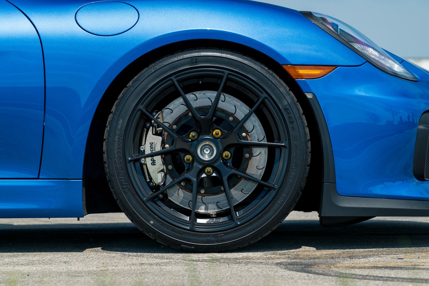 2016 Porsche Cayman GT4