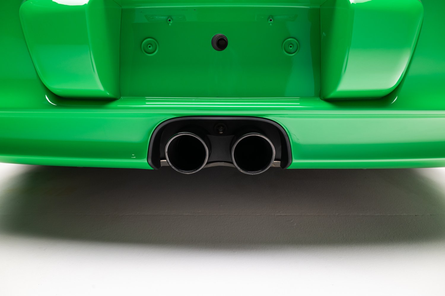 Time Capsule Porsche GT3 RS Achieves Record $498,000 Sale