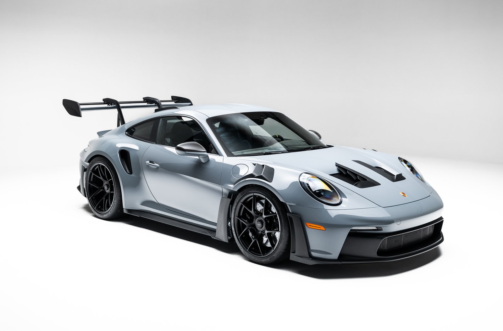 70DSC_5000-2025 Porsche 911 GT3RS - Arctic Gray Web-.jpg