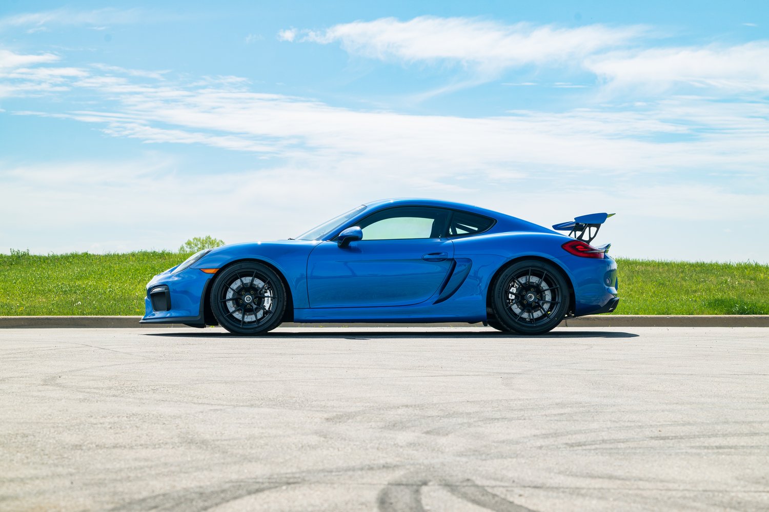 2016 Porsche Cayman GT4