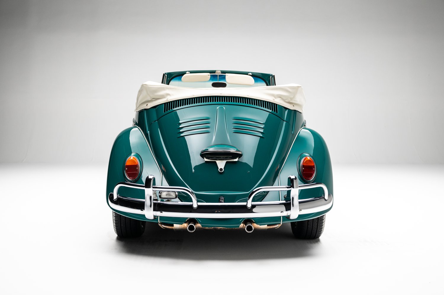 A Brazilian-Refurbished 1964 Volkswagen Beetle Convertible Comes to Bring a Trailer