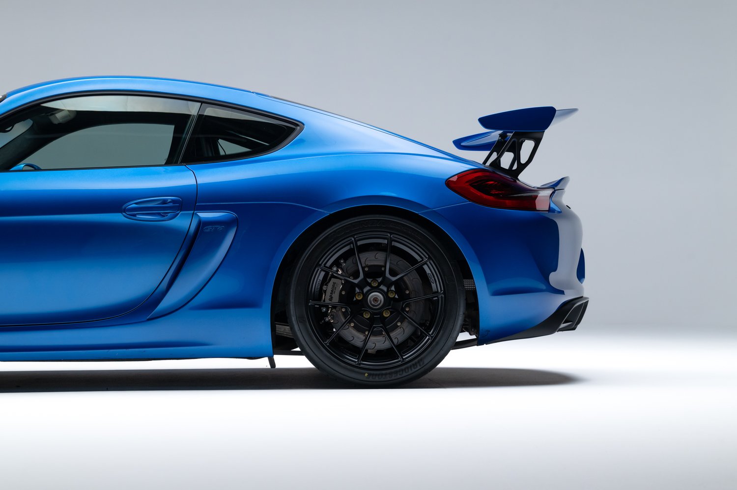 2016 Porsche Cayman GT4