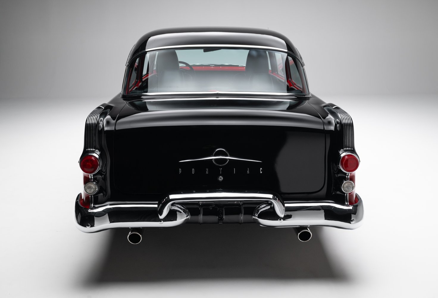 Restomod 1955 Pontiac Chieftain Sells for $35,550 on Bring a Trailer