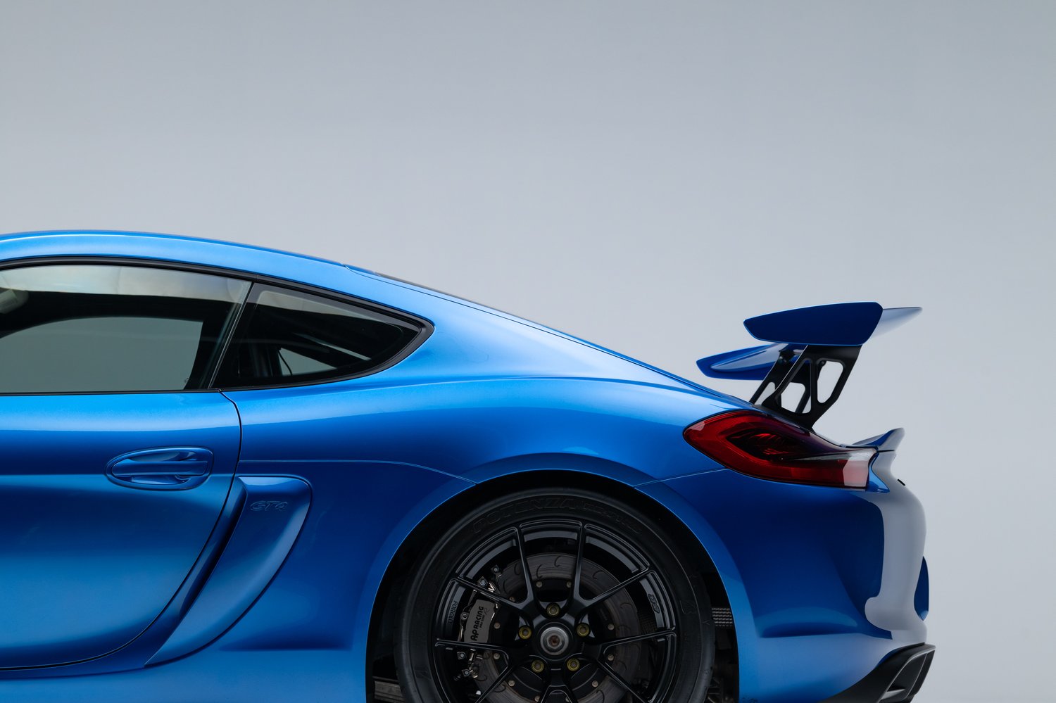 2016 Porsche Cayman GT4