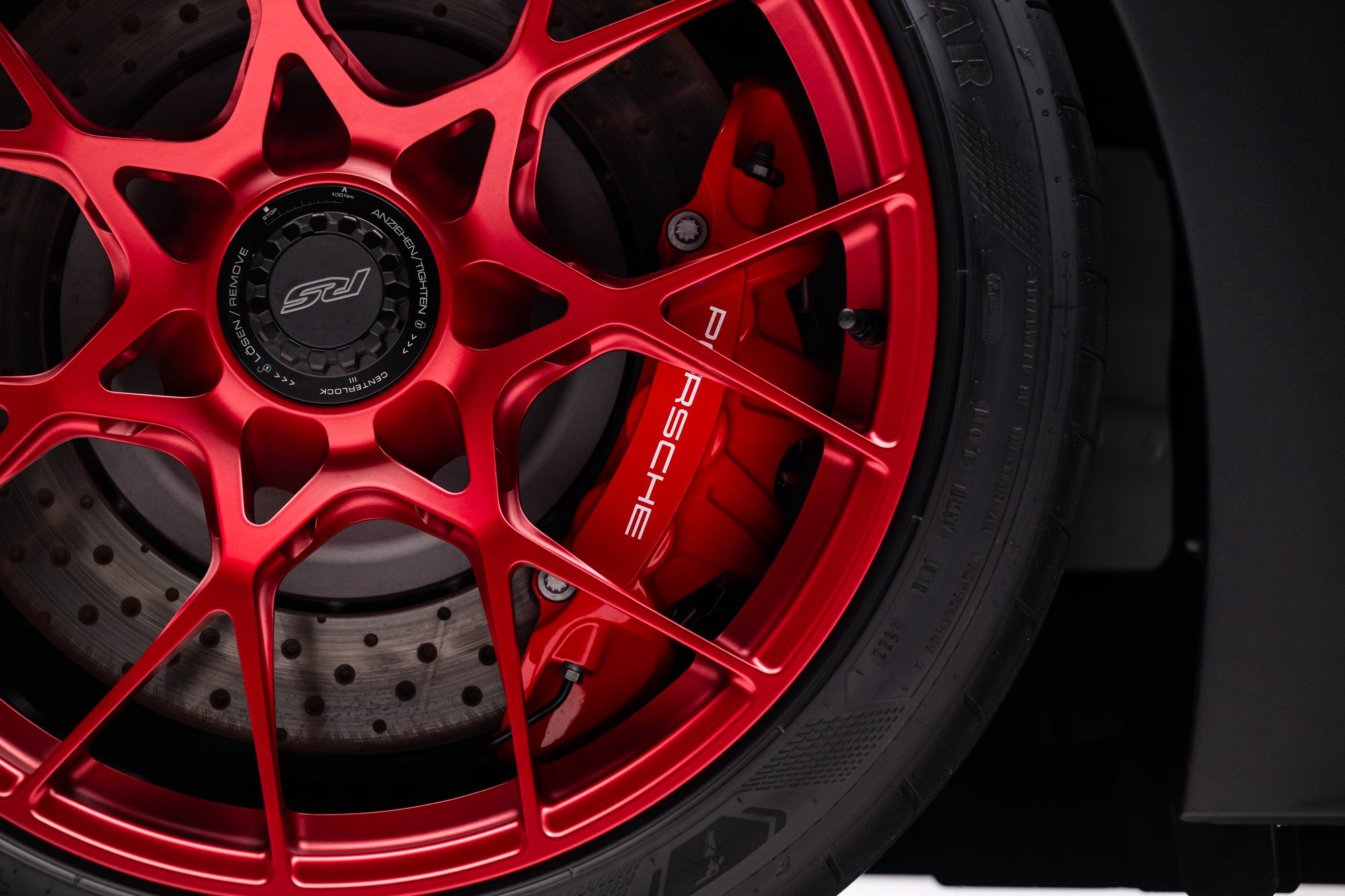 406-Mile 2023 Porsche 911 GT3 RS Sells for $367,786 on Bring a Trailer