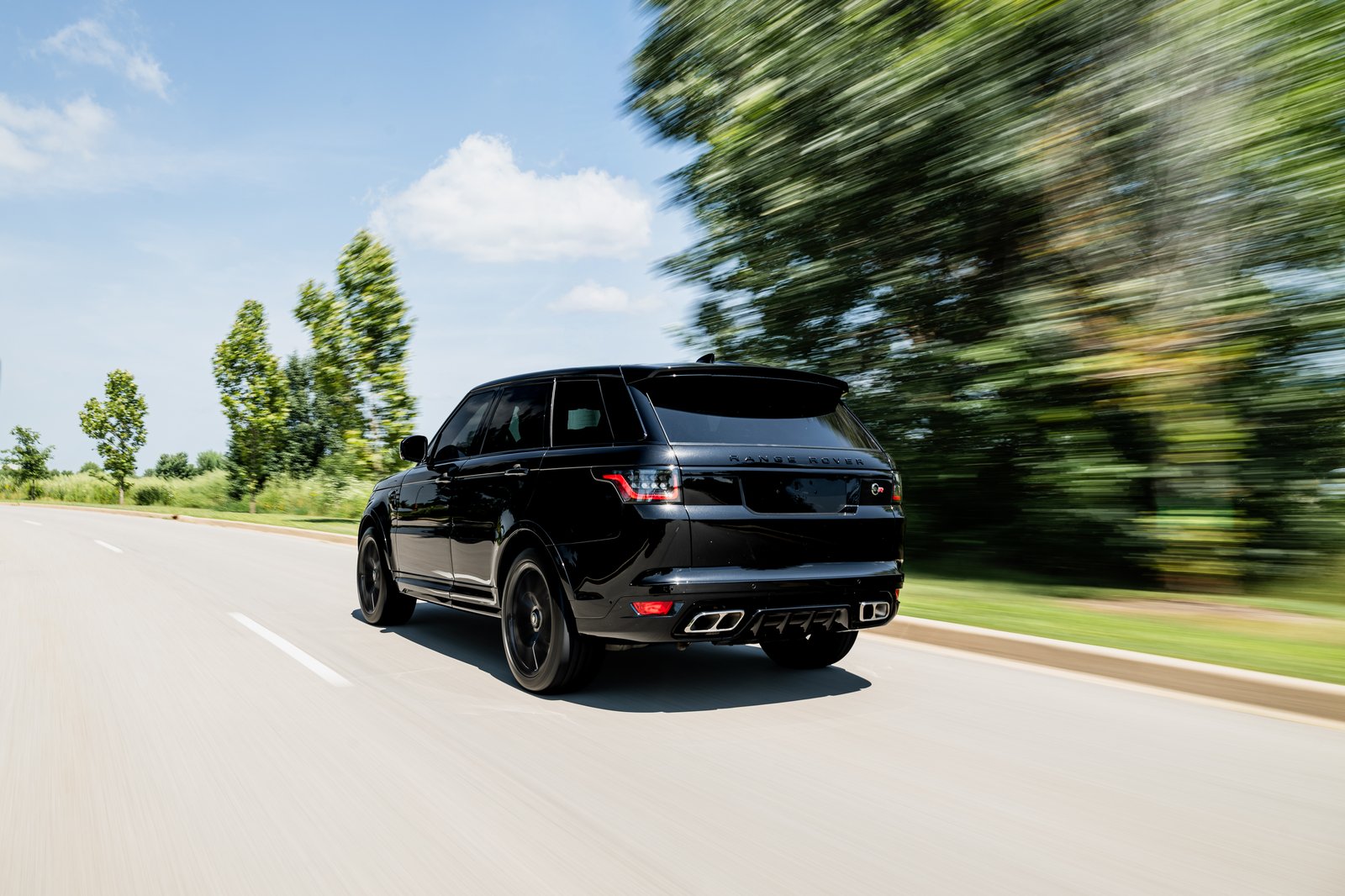 2022 LAND ROVER Range Rover Sport SVR