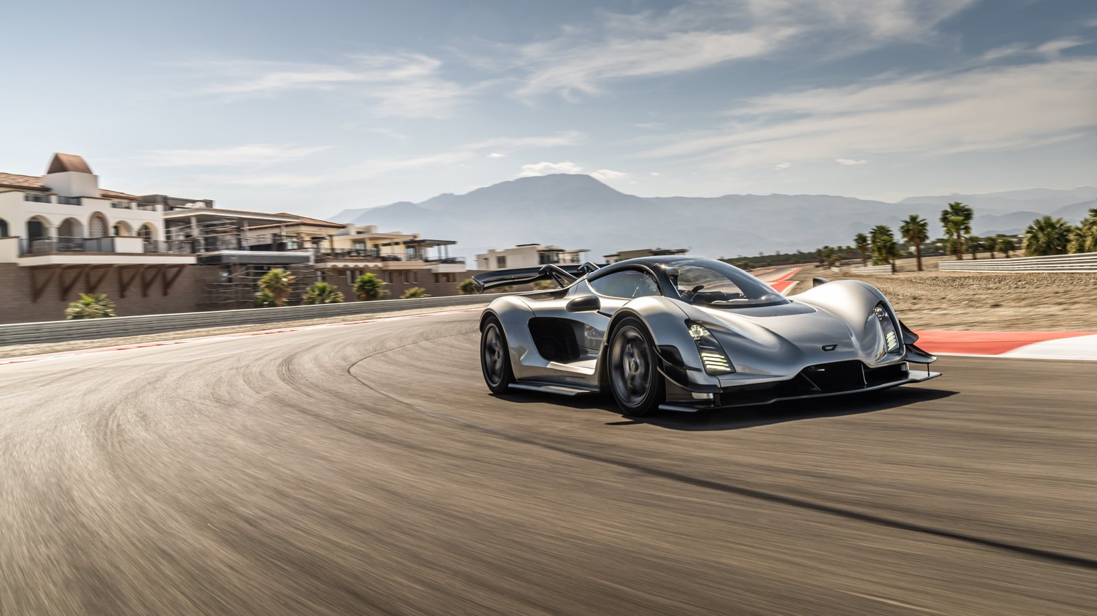 Czinger Thermal-98 2.JPG